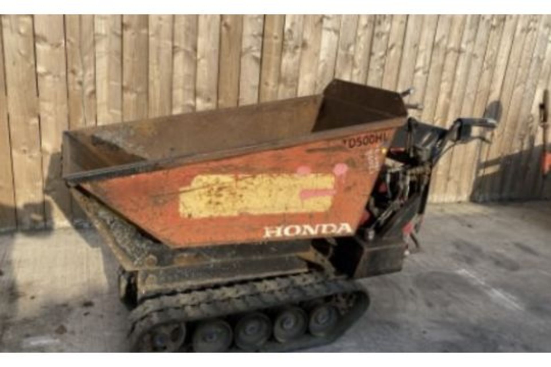 HONDA PETROL HI TIP DUMPER STARTS RUNS DRIVES AND TIPS.LOCATED IN NORTH YORKSHIRE. - Image 5 of 5