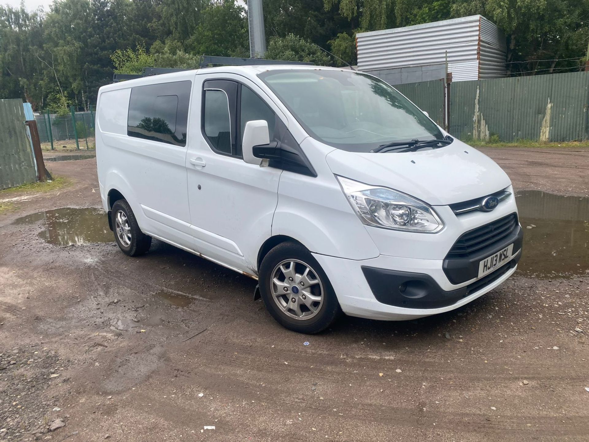 FORD TRANSIT CUSTOM TREND CREW VAN LOCATED IN NORTH YORKSHIRE.