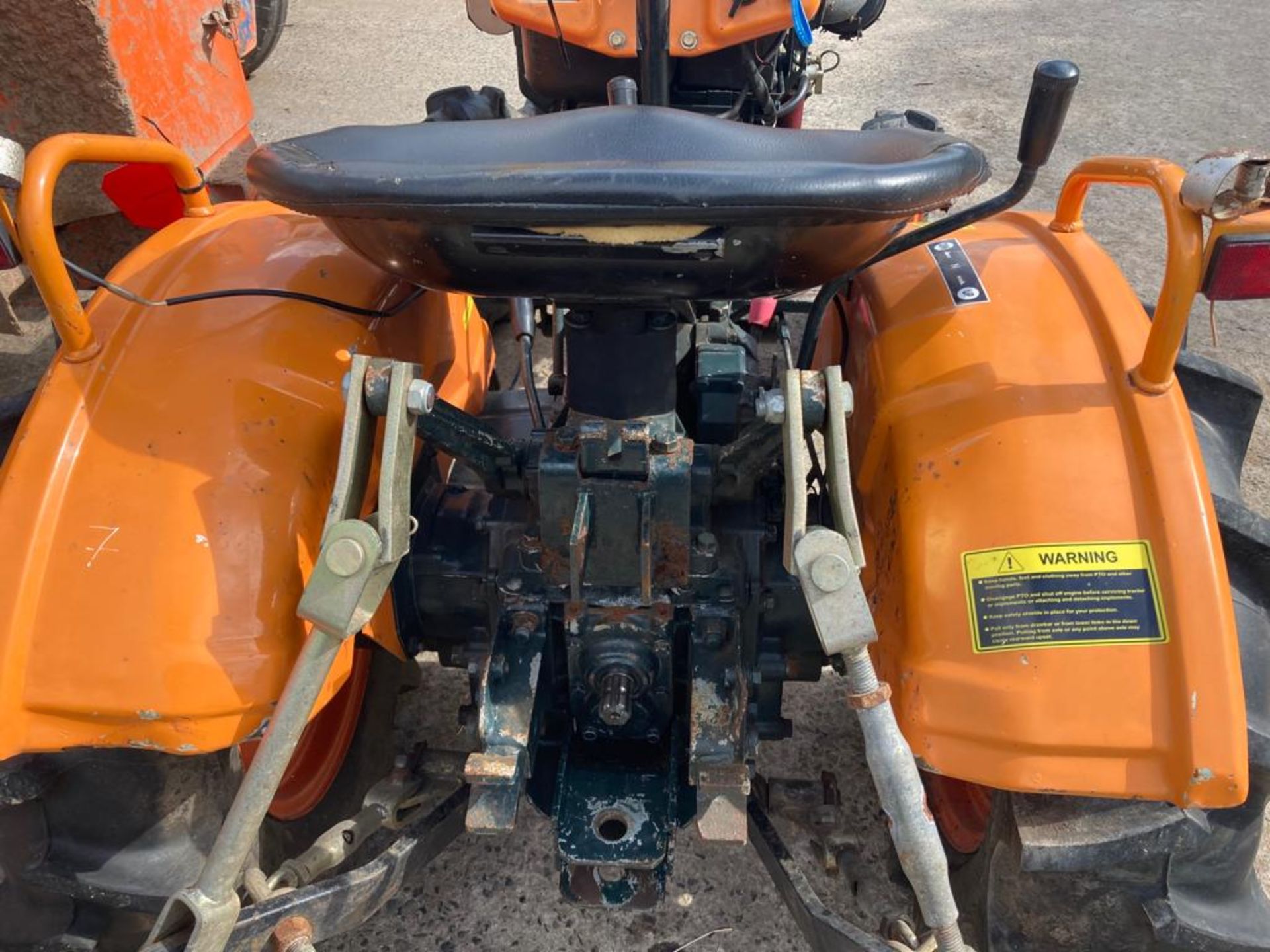 KUBOTA COMPACT TRACTOR B5000 4X4 LOCATED IN NORTHERN IRELAND. - Image 4 of 5