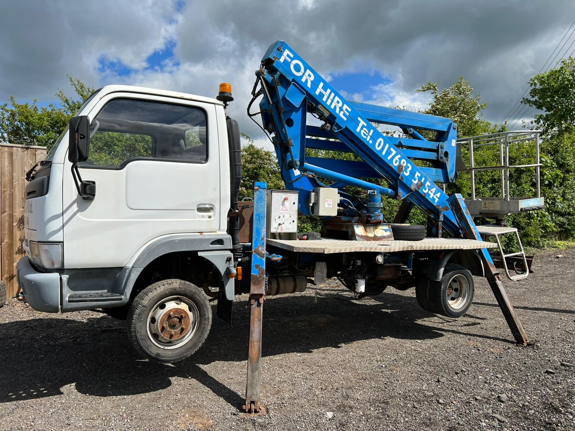 MITSUBISHI CANTER CHERRY PICKER LOCATION NORTH YORKSHIRE. - Image 6 of 6