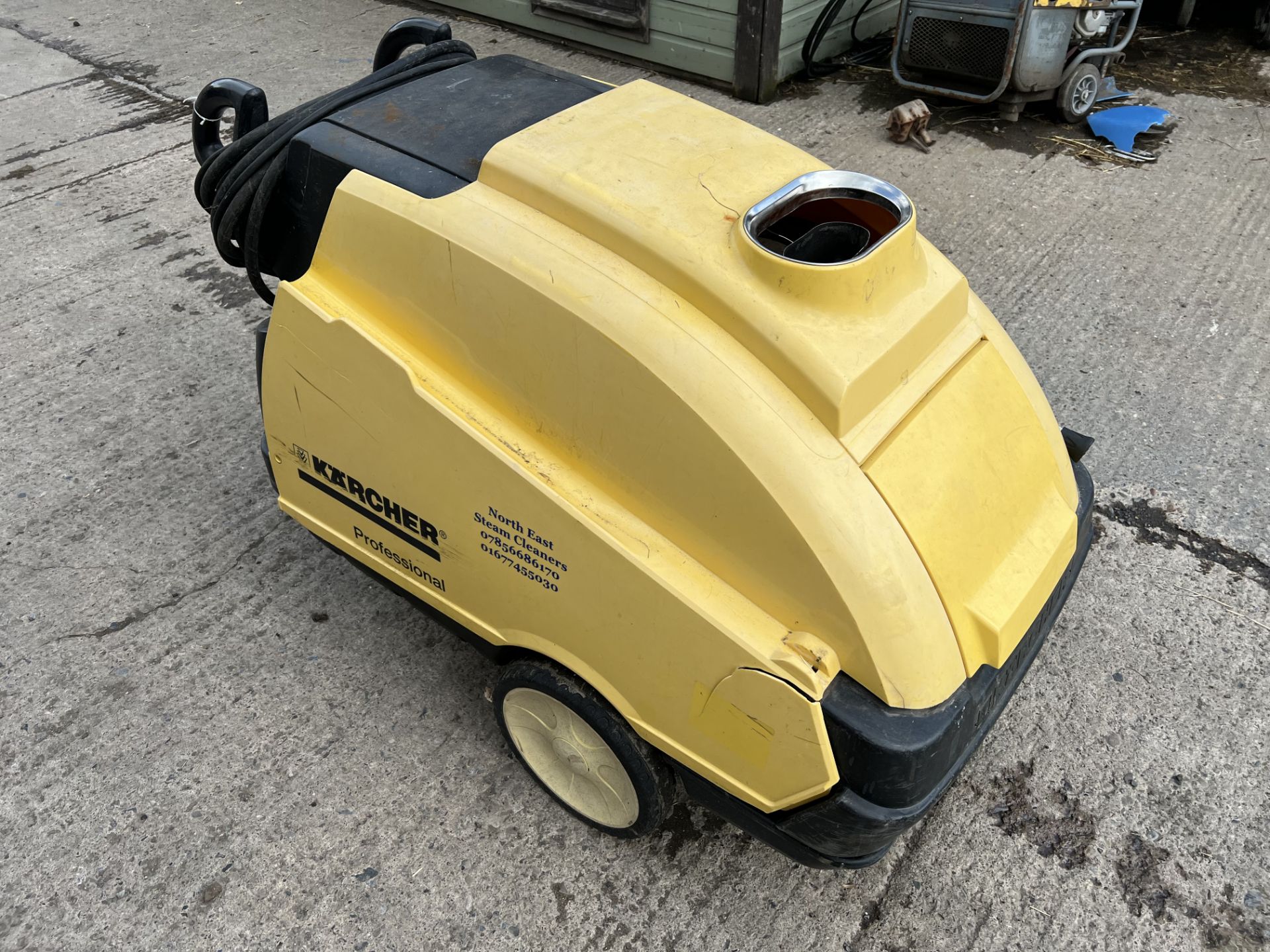 KARCHER DIESEL PRESSURE WAHER STEAM CLEANER 240V *LOCATION NORTH YORKSHIRE*