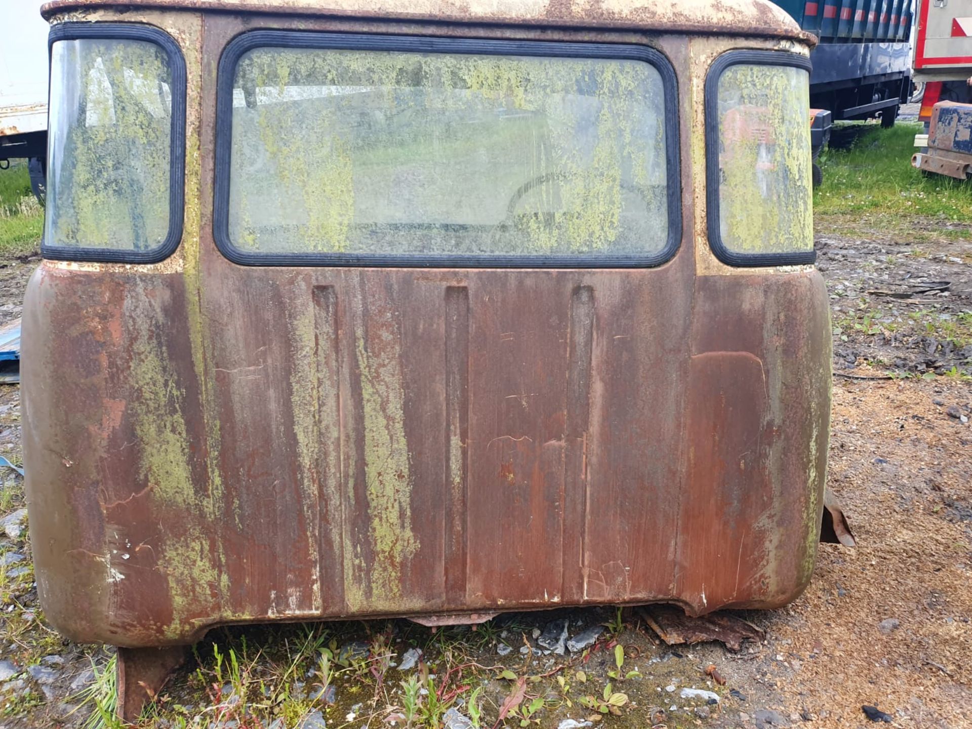 1954 THAMES TRADER CHASSIS CAB - Image 7 of 12