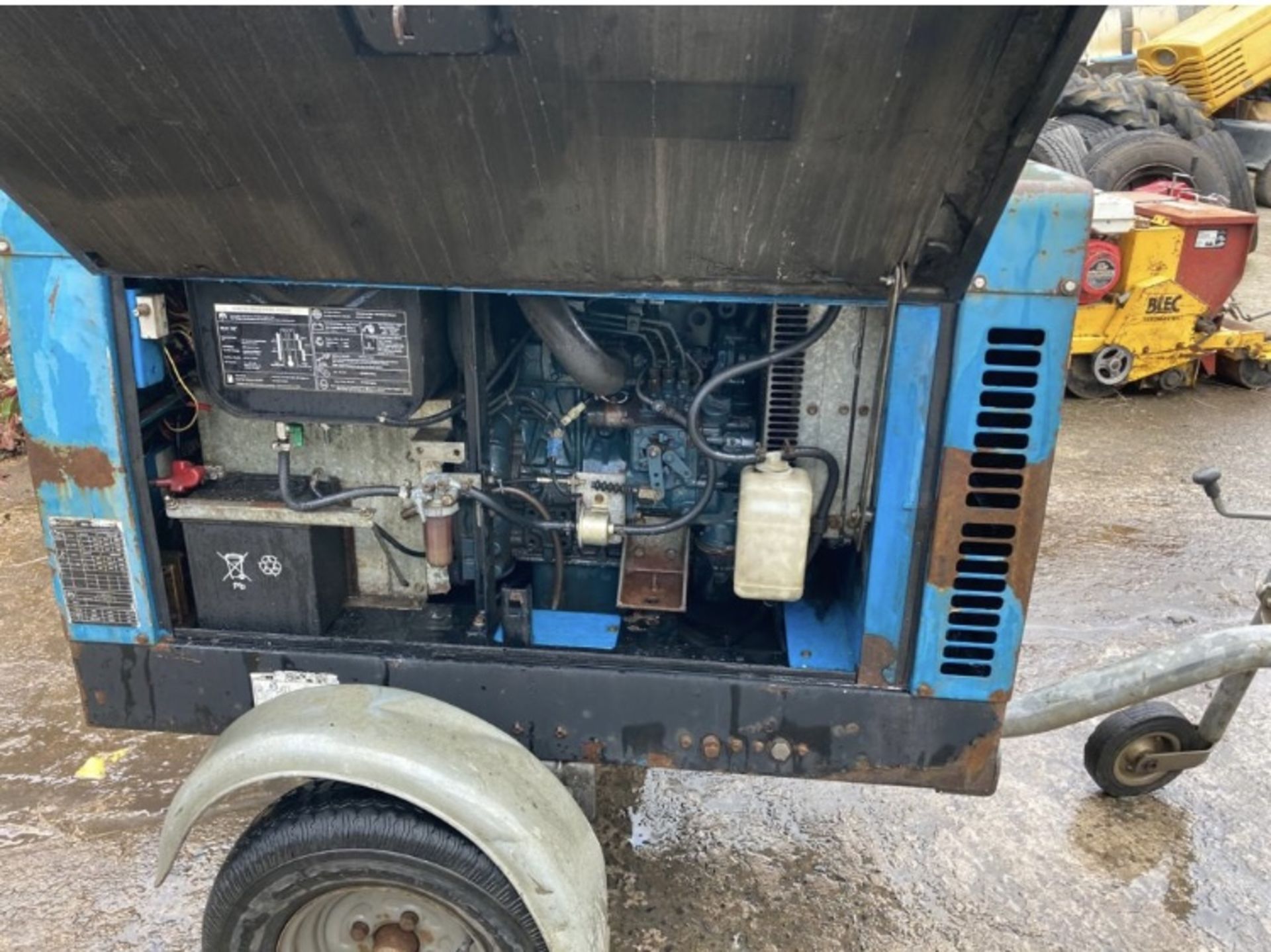 MILLAR PANTHER 310 SINGLE AXLE WELDER GENERATOR 15 KVA KUBOTA ENGINE LOCATION .NORTHERN IRELAND. - Image 3 of 4