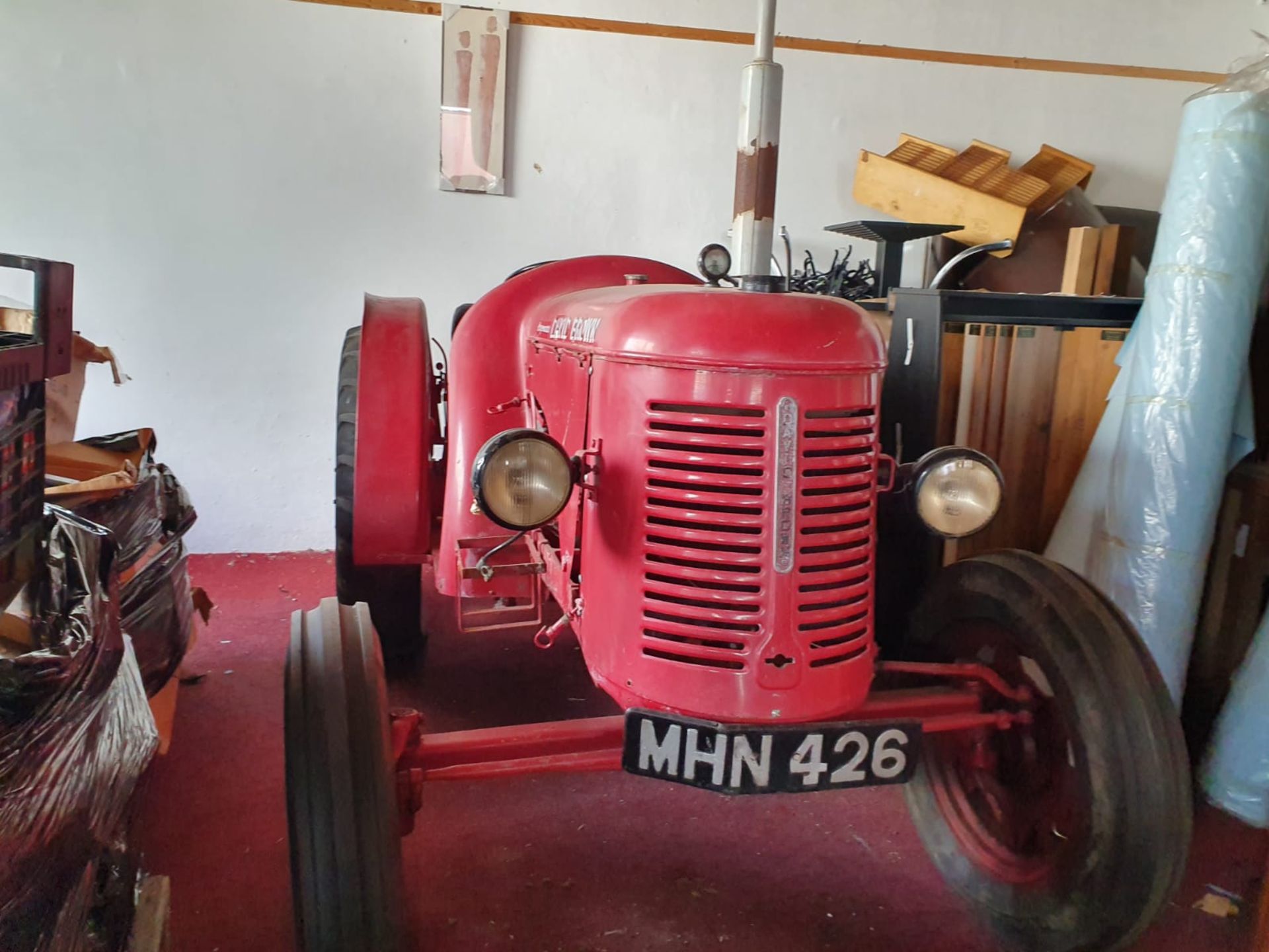 DAVID BROWN CROPMASTER VINTAGE TRACTOR