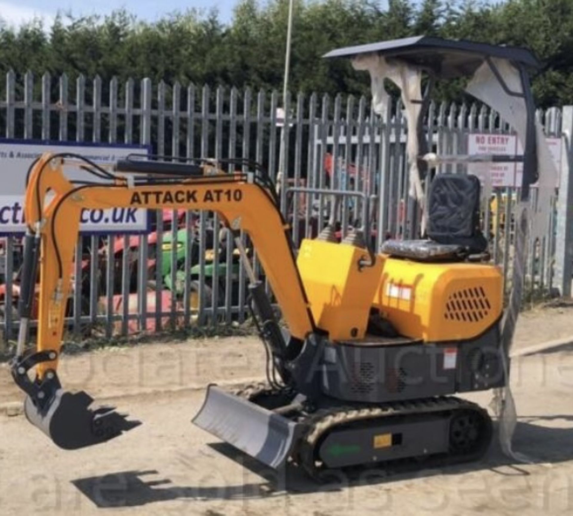 2022 ATTACK AT10 MINI DIGGER UNUSED *LOCATION NORTH YORKSHIRE* - Image 3 of 3
