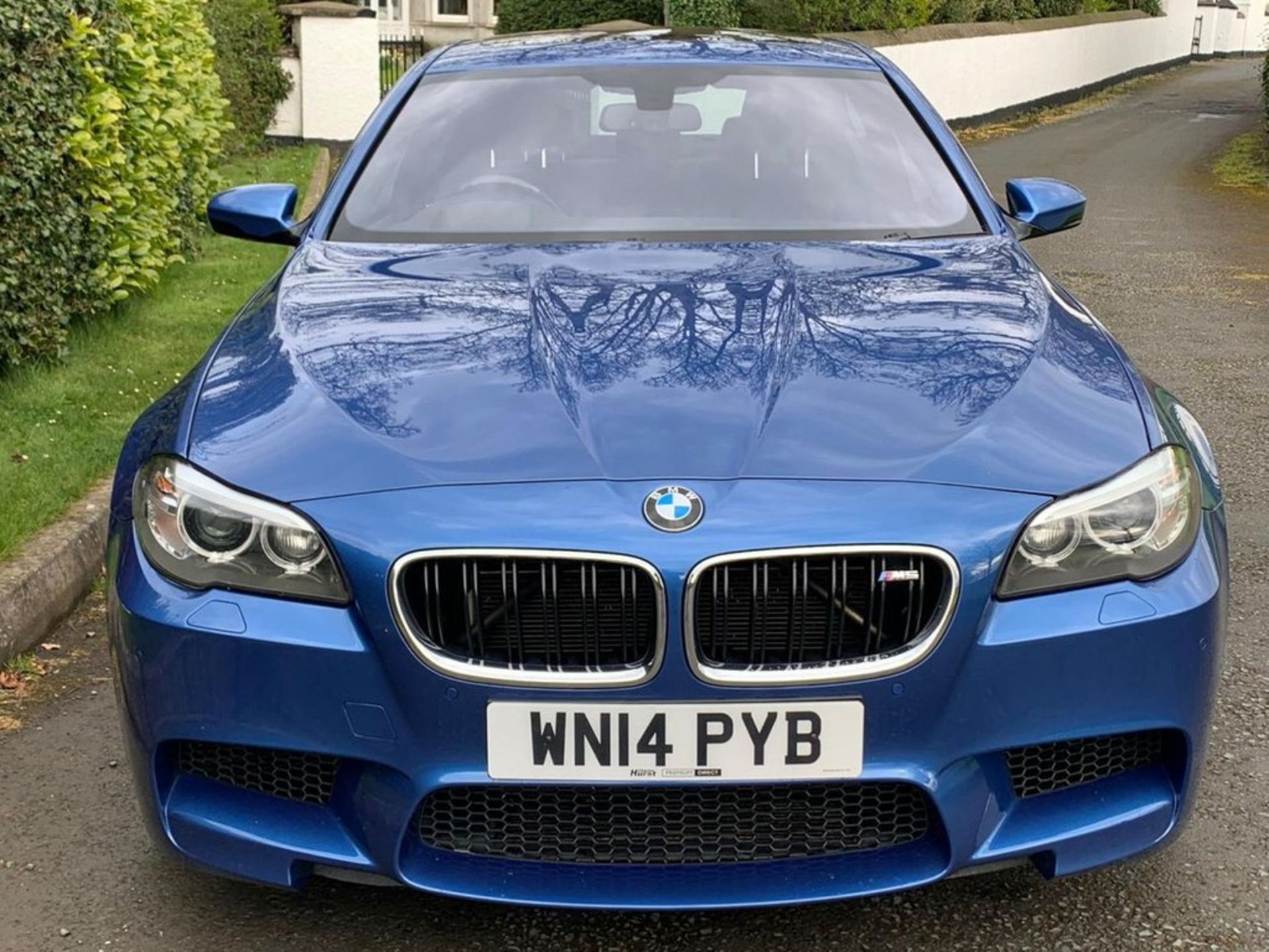 BMW M5 4.4 M5 4d 553 BHP 4 Door Saloon - Image 8 of 19