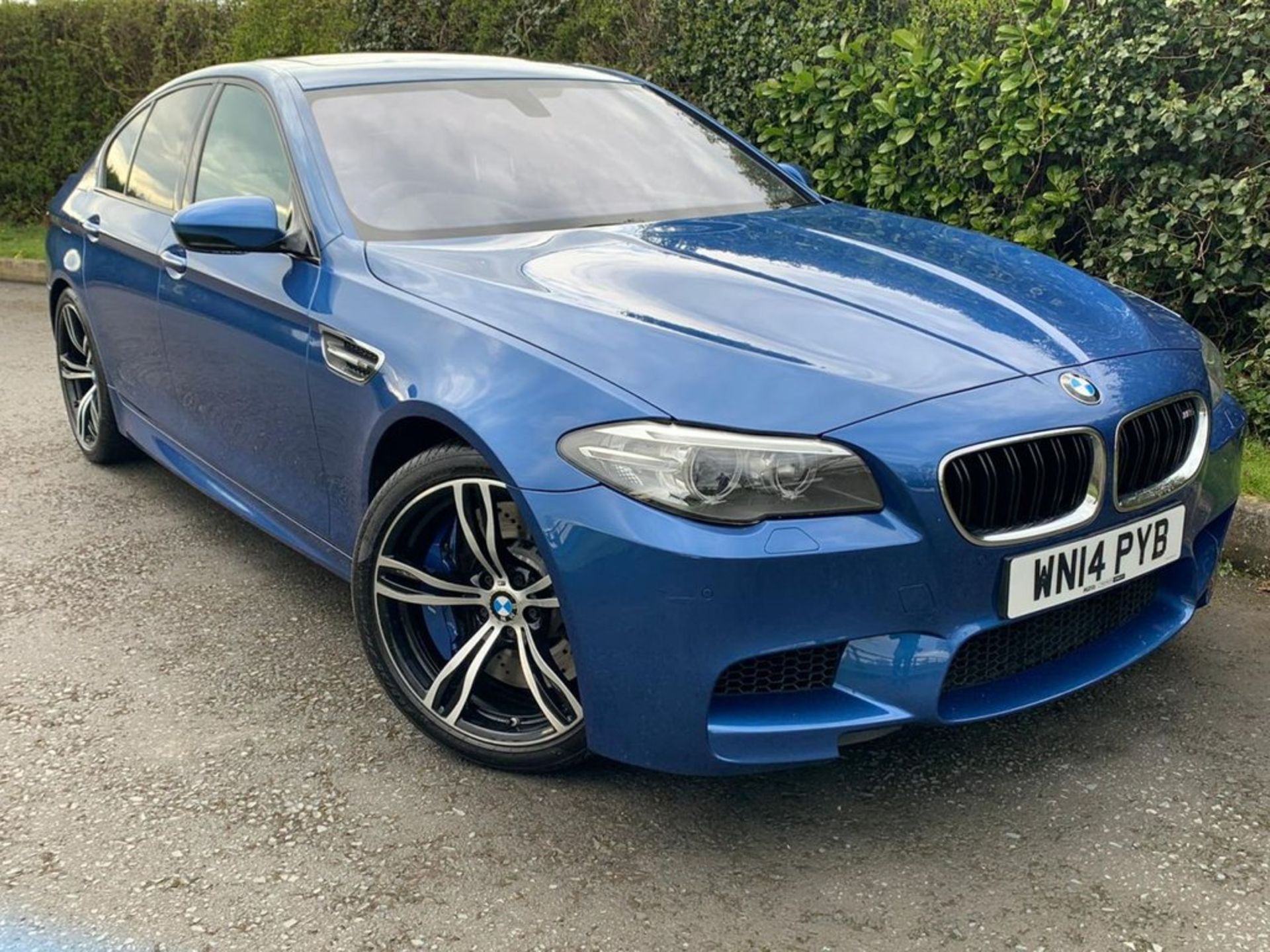 BMW M5 4.4 M5 4d 553 BHP 4 Door Saloon