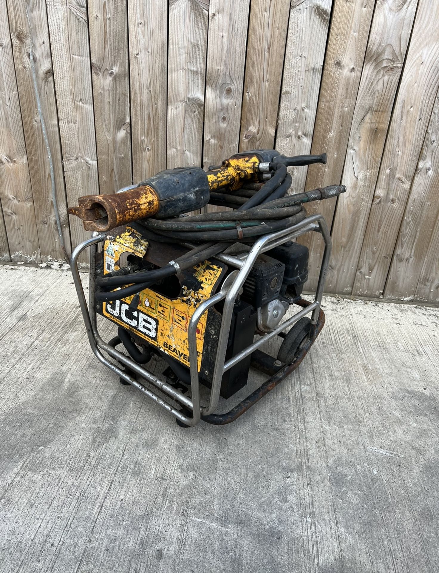 JCB BEAVER HYDRAULIC POWER PACK & BREAKER *LOCATION NORTH YORKSHIRE*