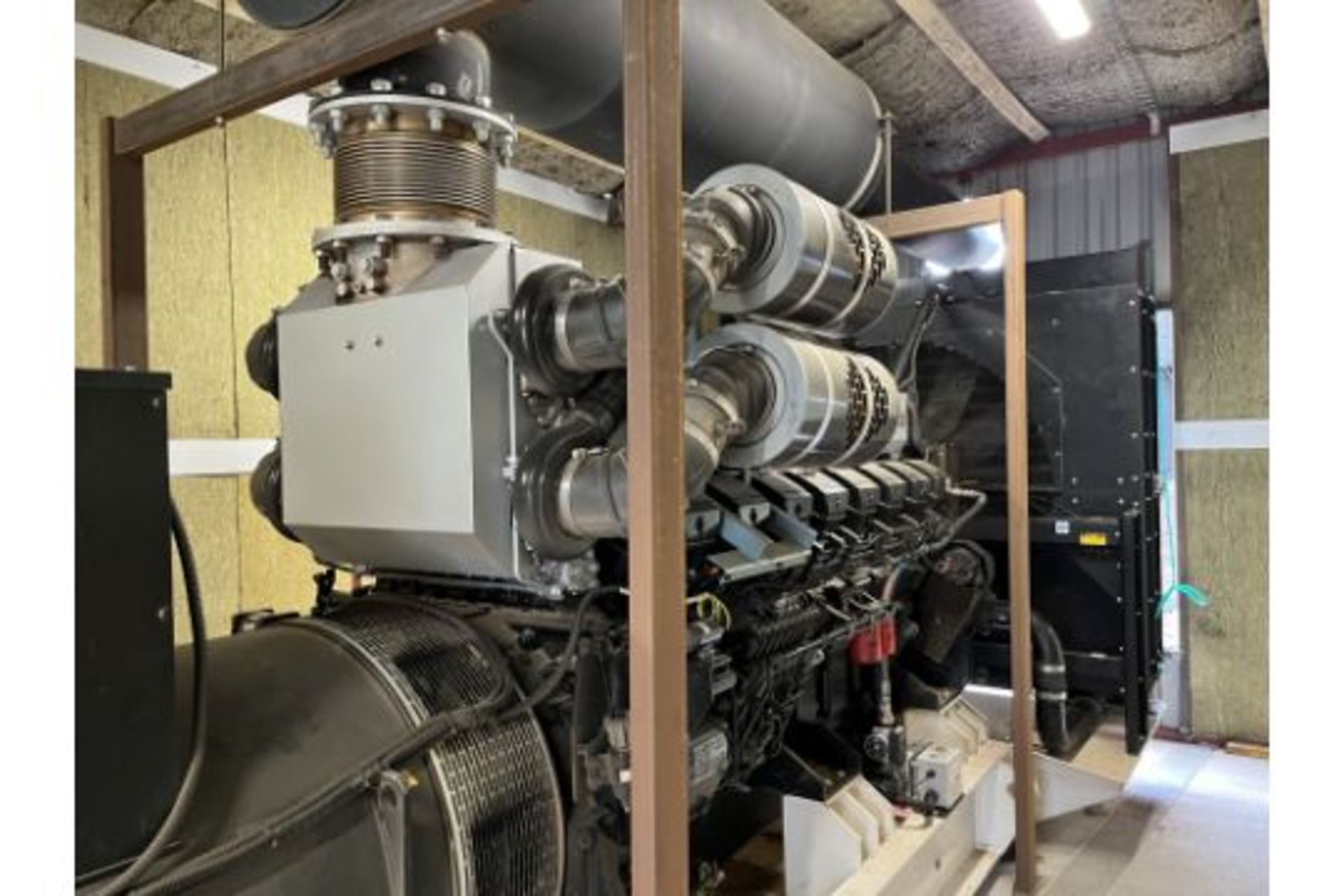 2021 AJ POWER AJ2090S-5B1 2090 KVA GENERATOR - Image 5 of 11