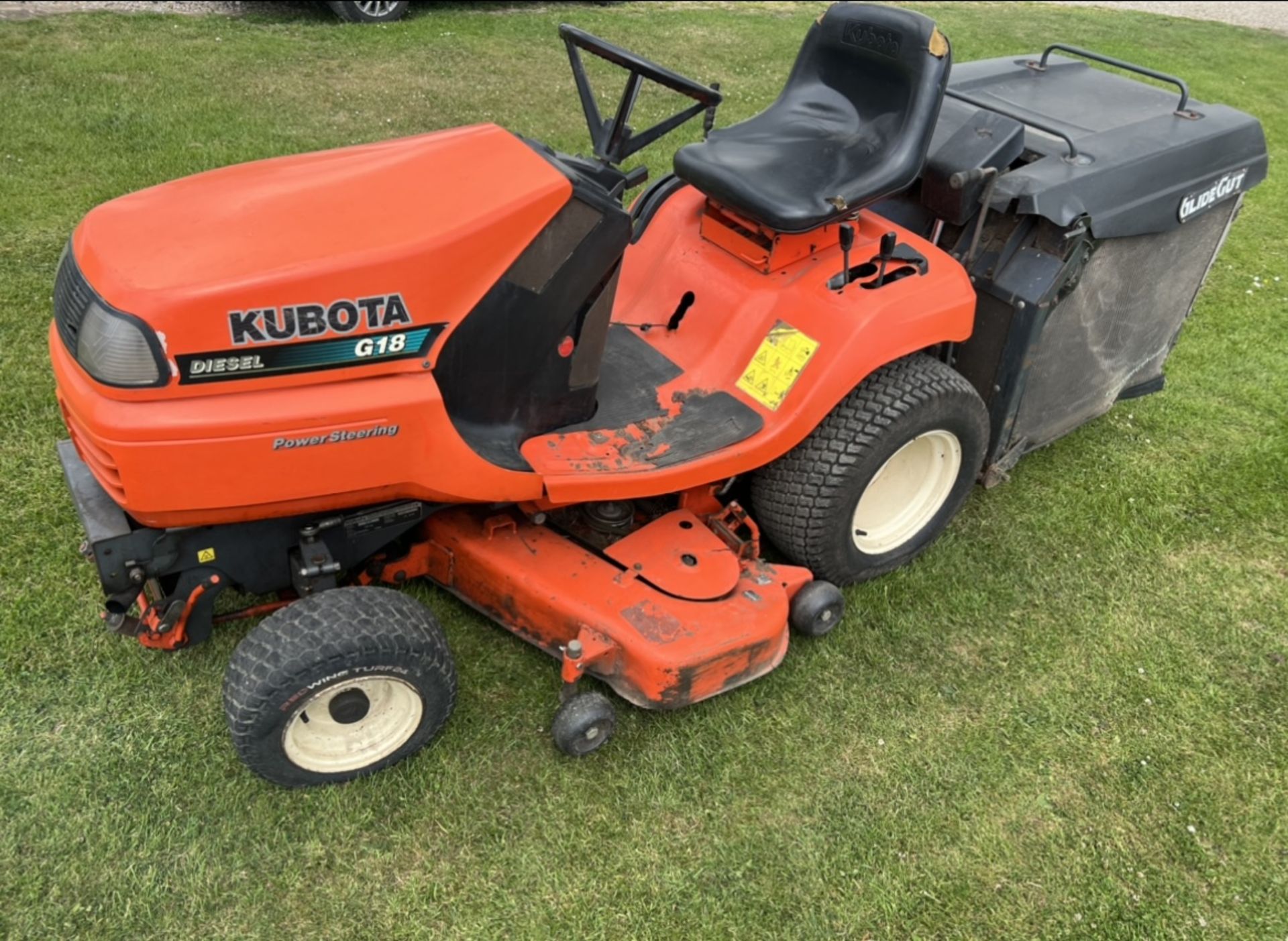 KUBOTA G18 DIESEL RIDE ON MOWER TIPPING COLLECTOR *LOCATION NORTH YORKSHIRE*