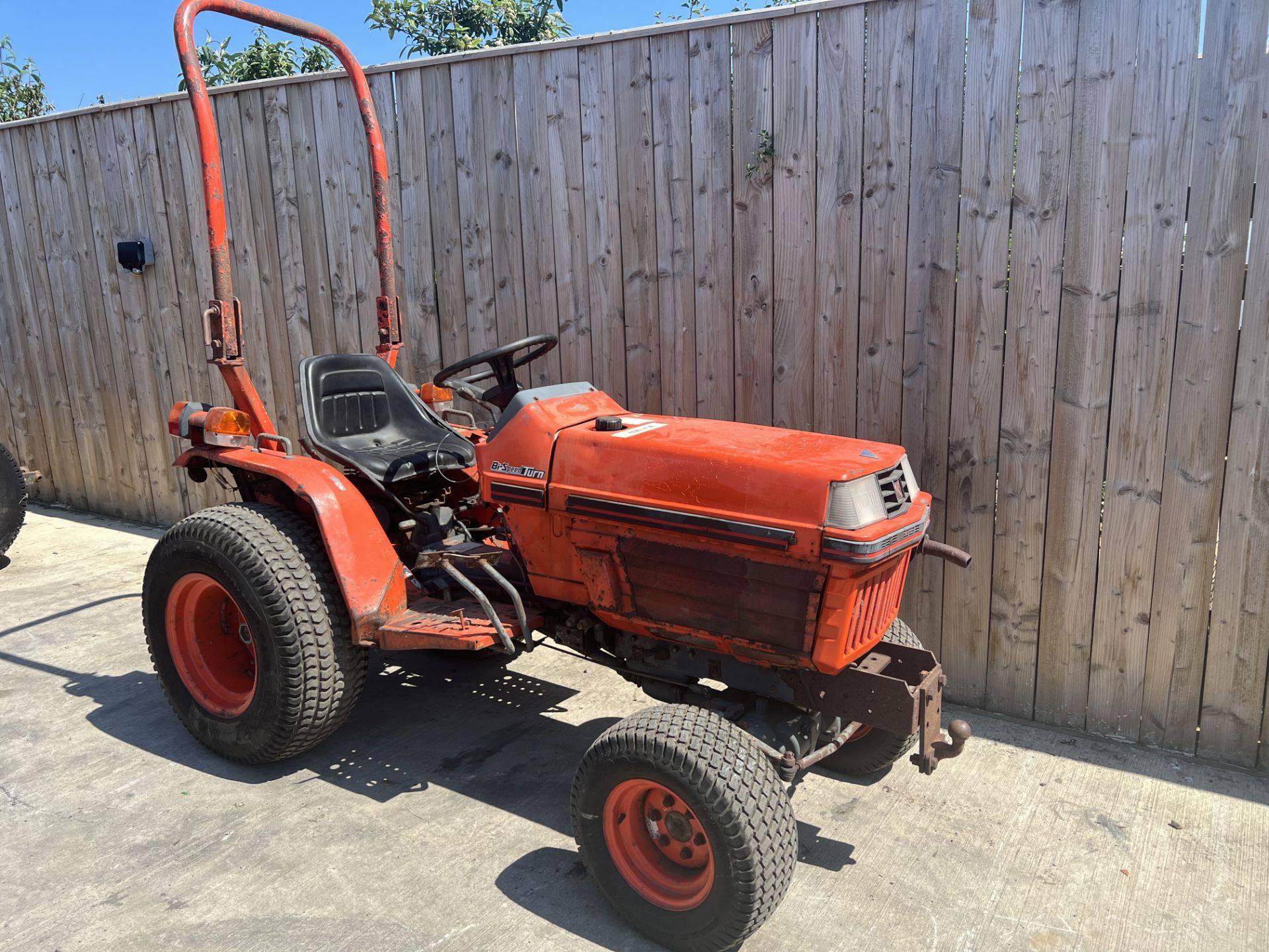 KUBOTA B1550 4WD DIESEL COMPACT TRACTOR - Image 4 of 5