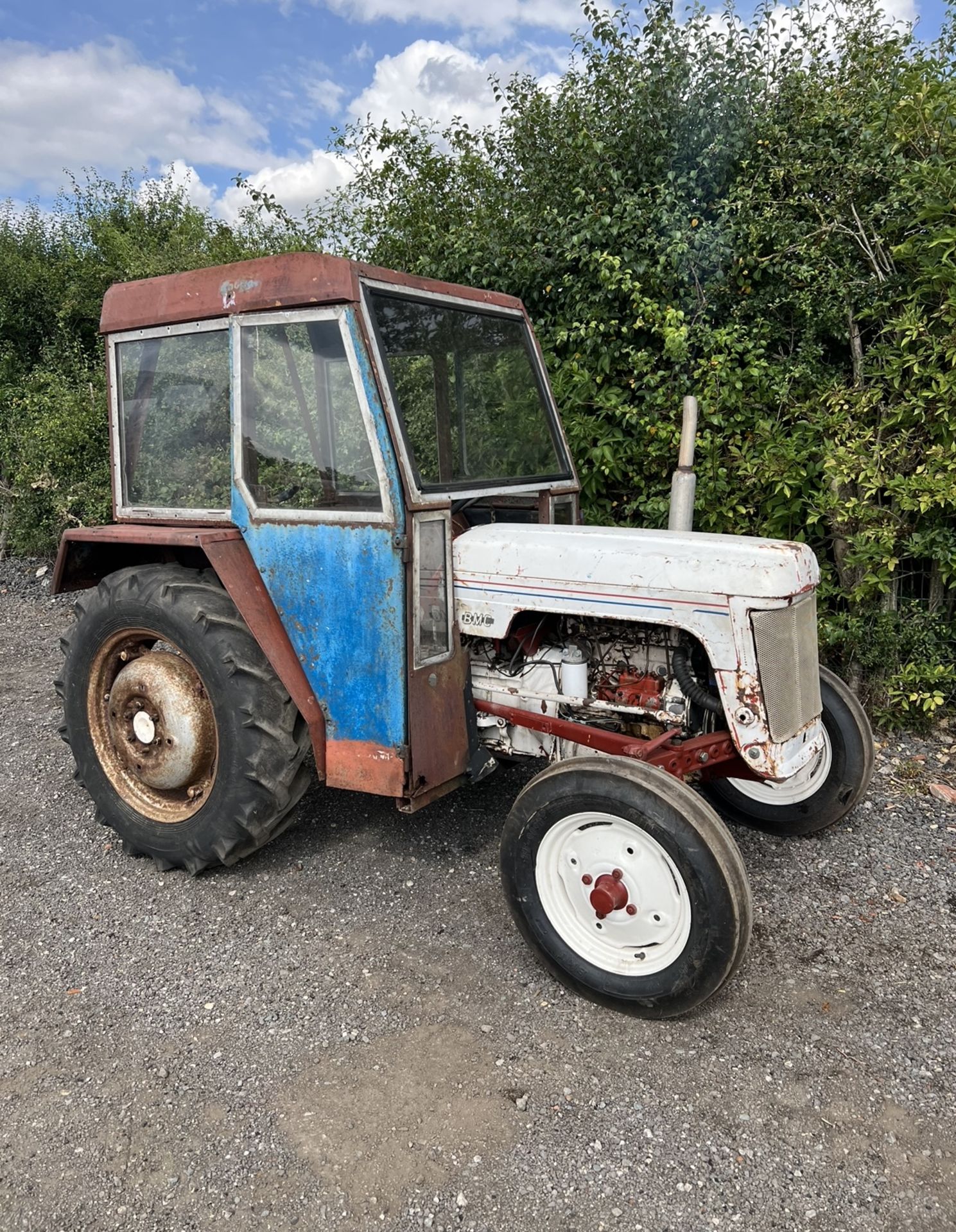 NUFFIELD BMC MINI TRACTOR VINTAGE - Image 5 of 5