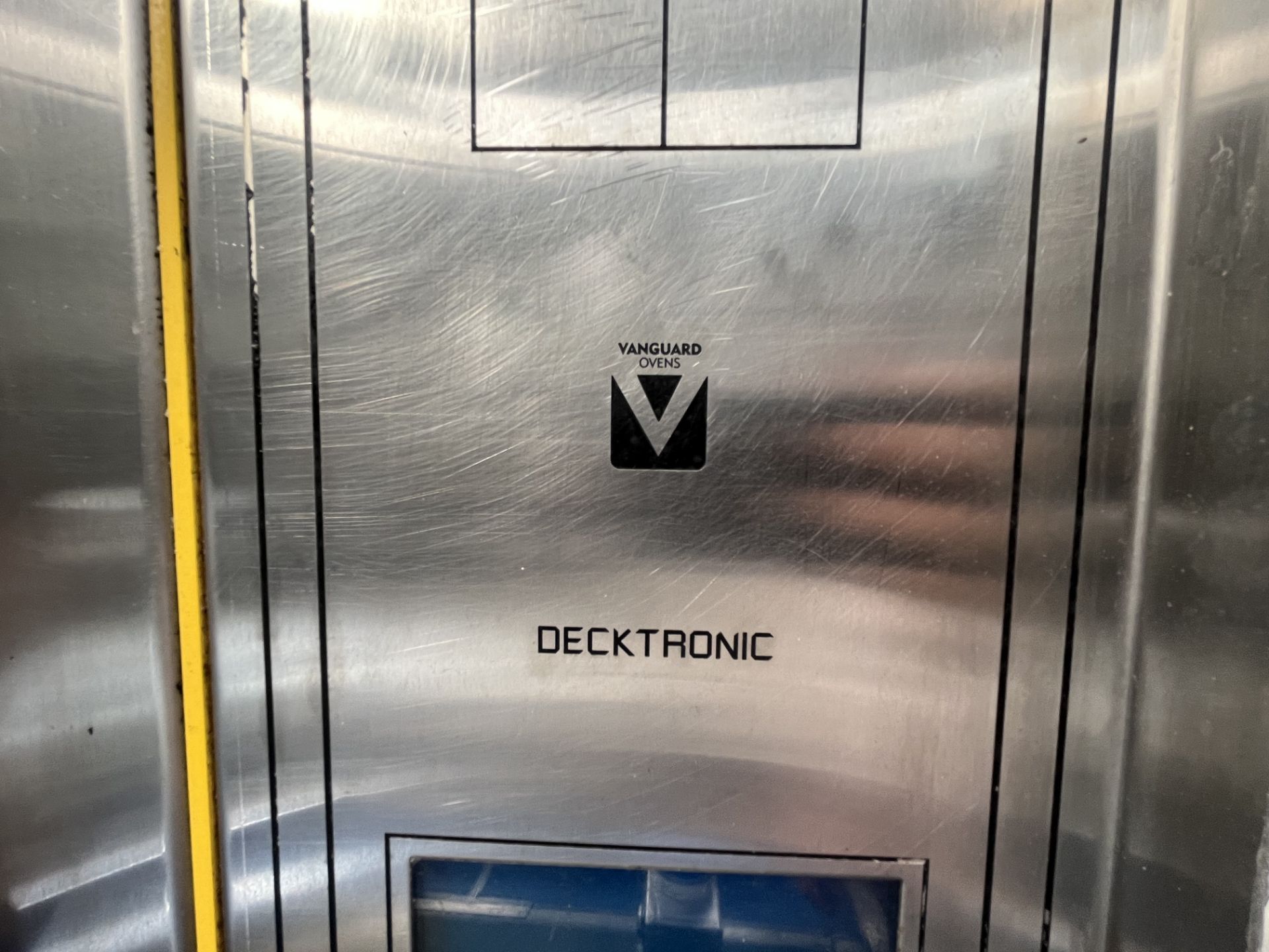 VANGUARD DECKTRONIC OVEN (1002) - Image 10 of 10