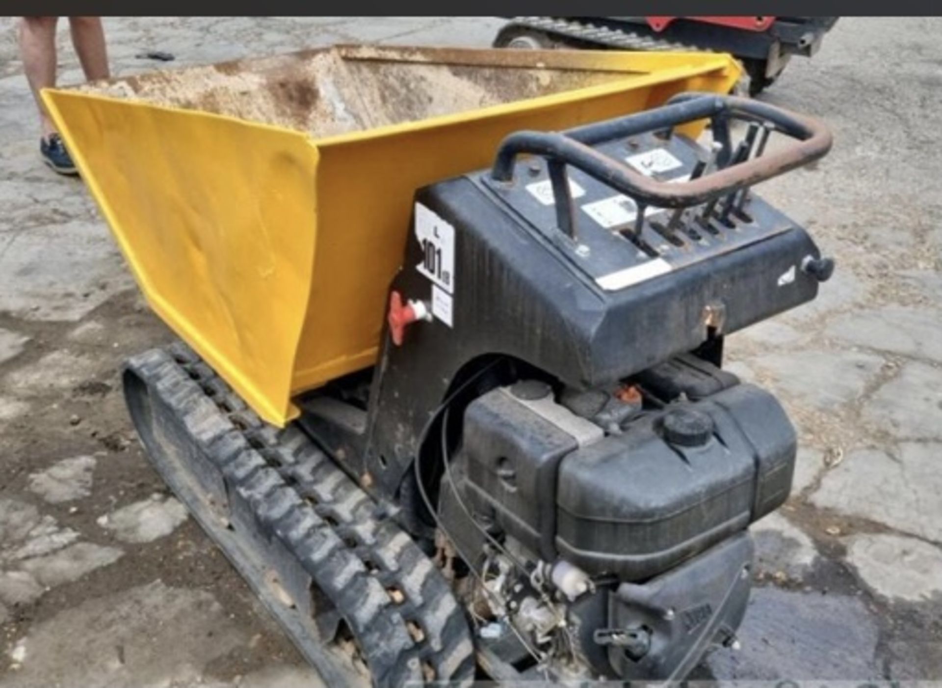 JCB TRACKED DIESEL DUMPER HI TIP LOCATION NORTH YORKSHIRE. - Image 6 of 10