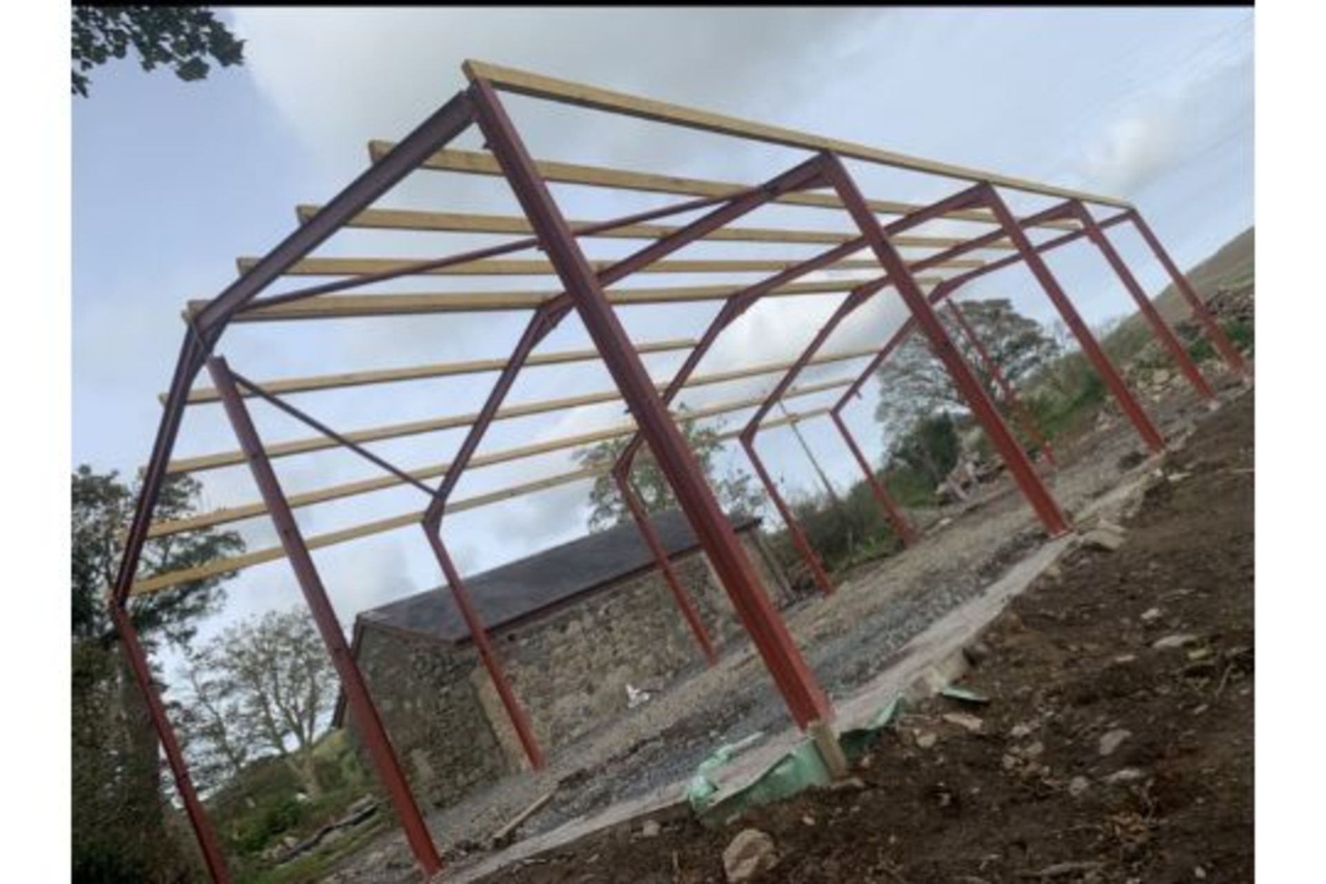 47 X 30 X 16 STEEL SHED FRAME BRAND NEW