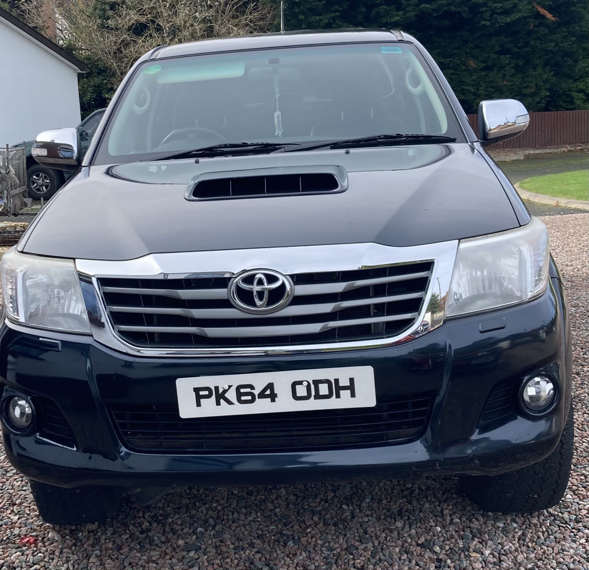 TOYOTA HILUX 2014 .60000 MILES.LOCATION NORTHERN IRELAND. - Image 2 of 5