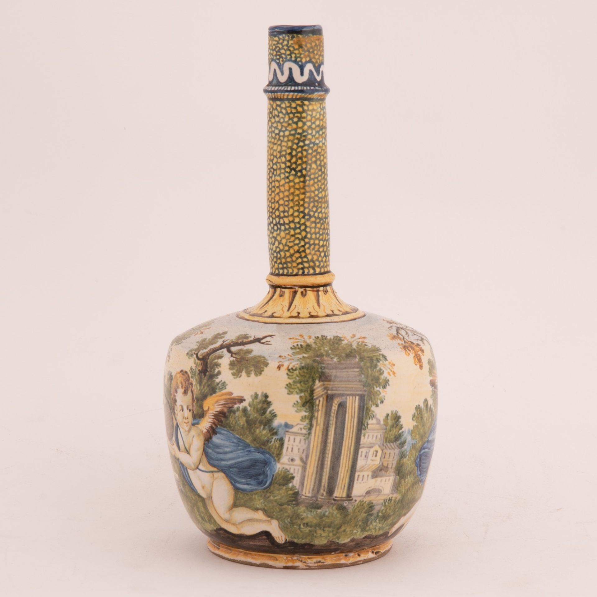 Bottiglia in maiolica dipinta in policromia, forma arrotondata con spalla molto piana e collo cilind - Bild 3 aus 3