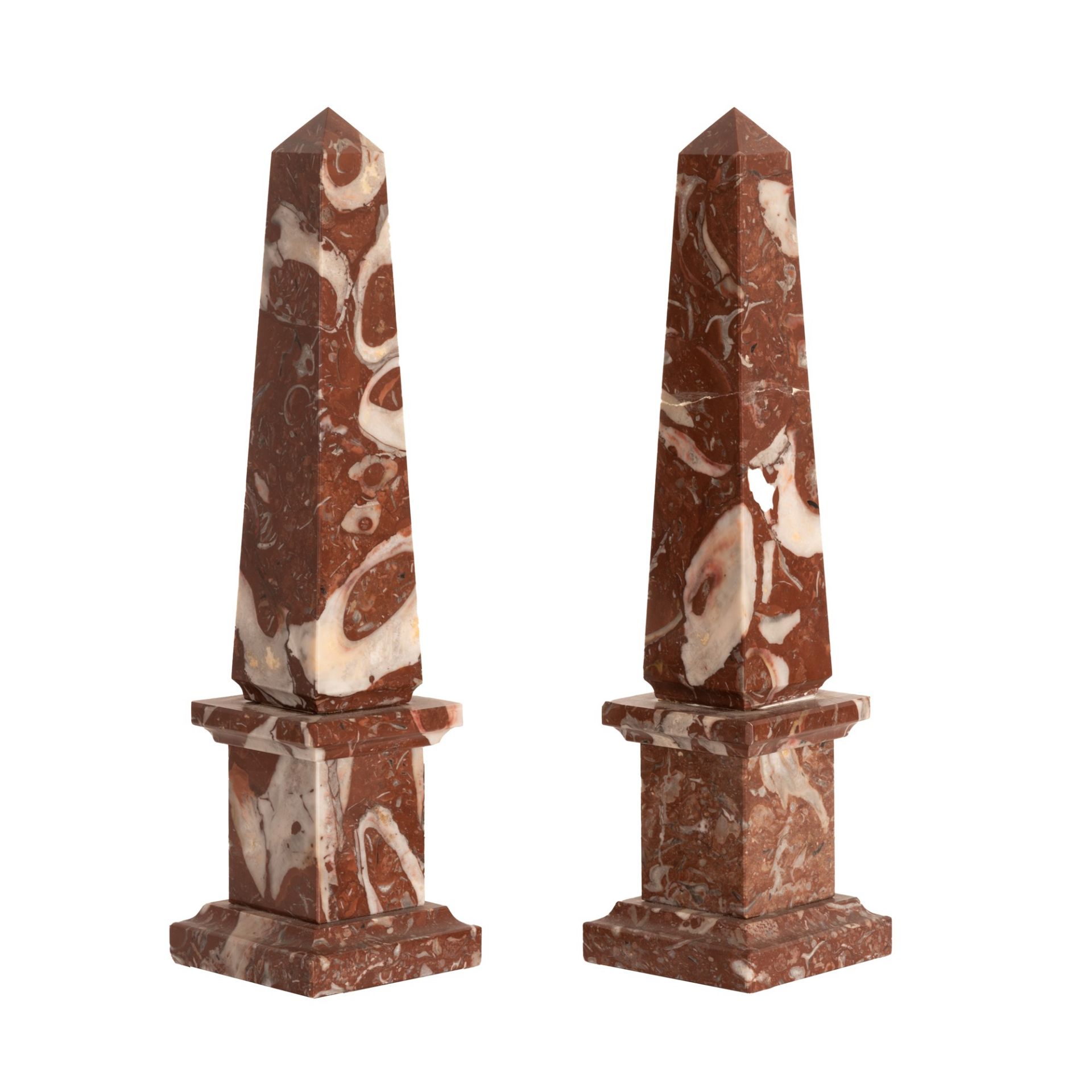 Due obelischi in rosso Levanto - Image 2 of 4