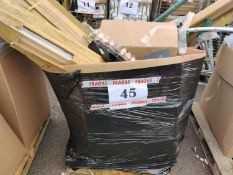 (Jb) RRP £550 Pallet To Contain A Large Assortment Of Mixed Goods To Include Curtain Rails, Seasonal