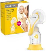 (Jb) RRP £110 Lot To Contain 3 Assorted Items To Include Medela Harmony Manual Breast Pump, Snuz Des