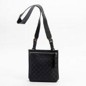 RRP £1025 Gucci Small Flat Messenger Shoulder Bag Black - AAR0476 - Grade A - (Bags Are Not On Site,