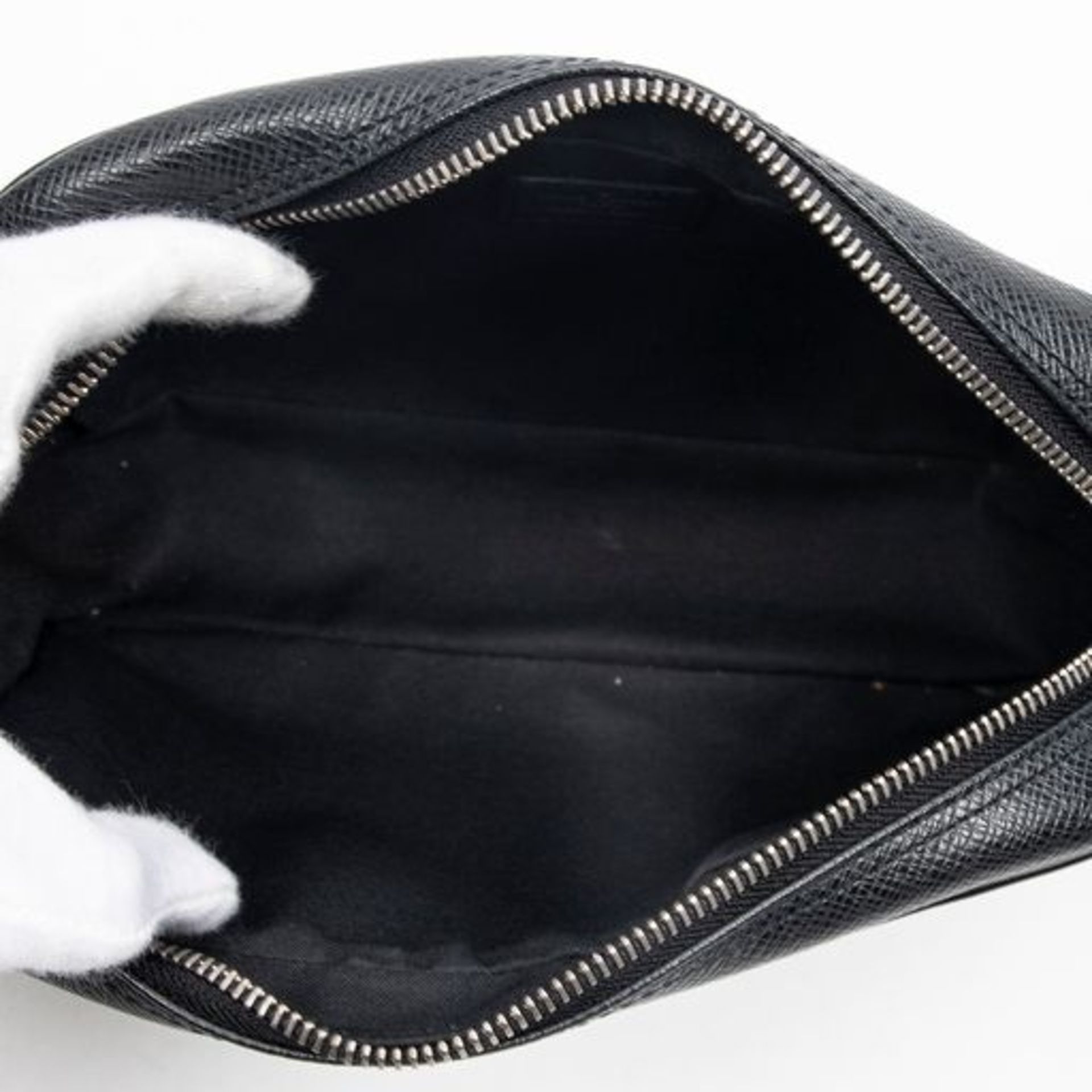 RRP £875 Louis Vuitton Kaluga Pouch Black - AAS2372 - Grade A - (Bags Are Not On Site, Please - Image 6 of 6