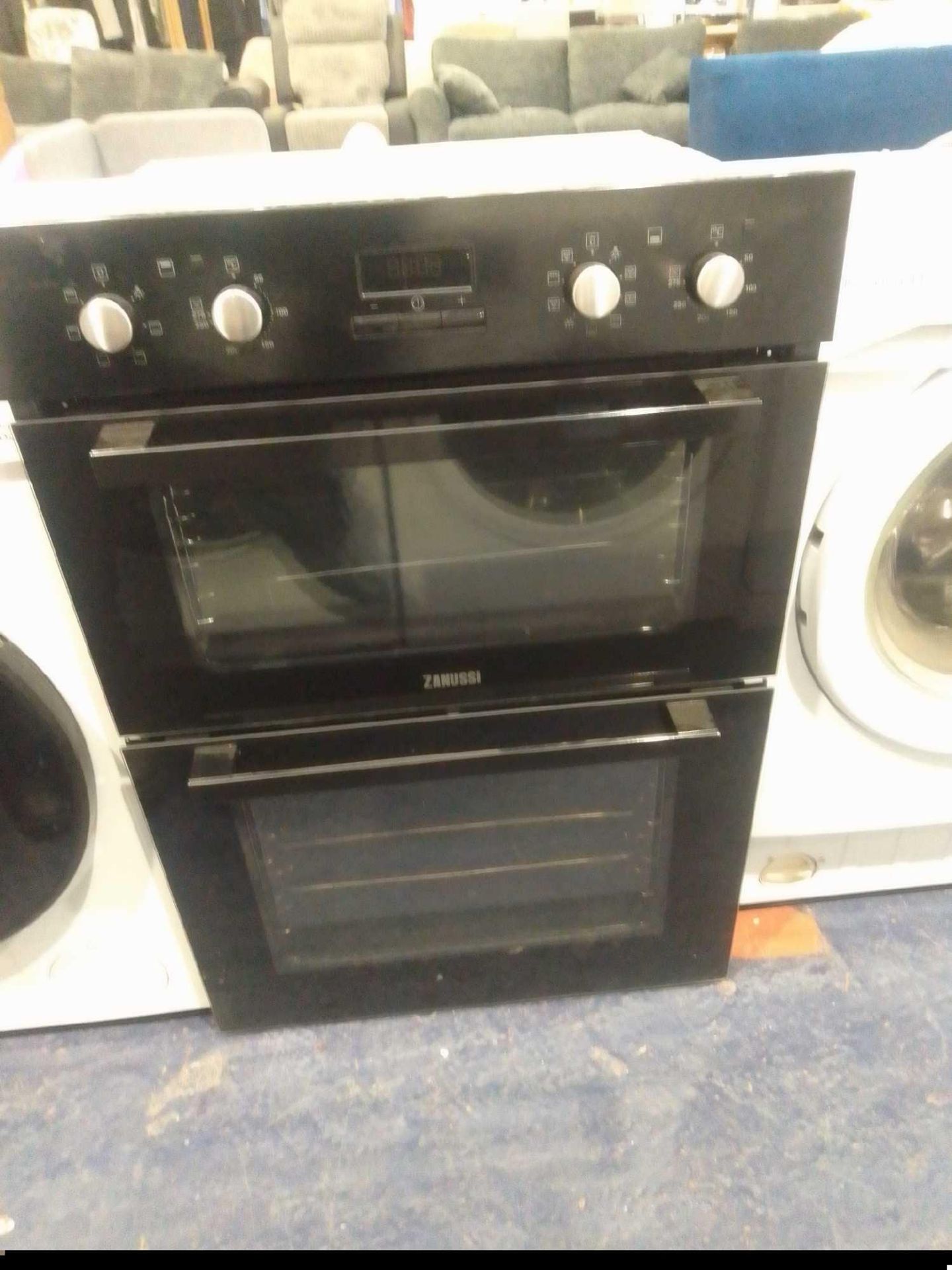 (Dd) RRP £600 Lot To Contain 1 Zanussi Electric Built In Double Oven With Catalytic Liners - Black - Image 2 of 2