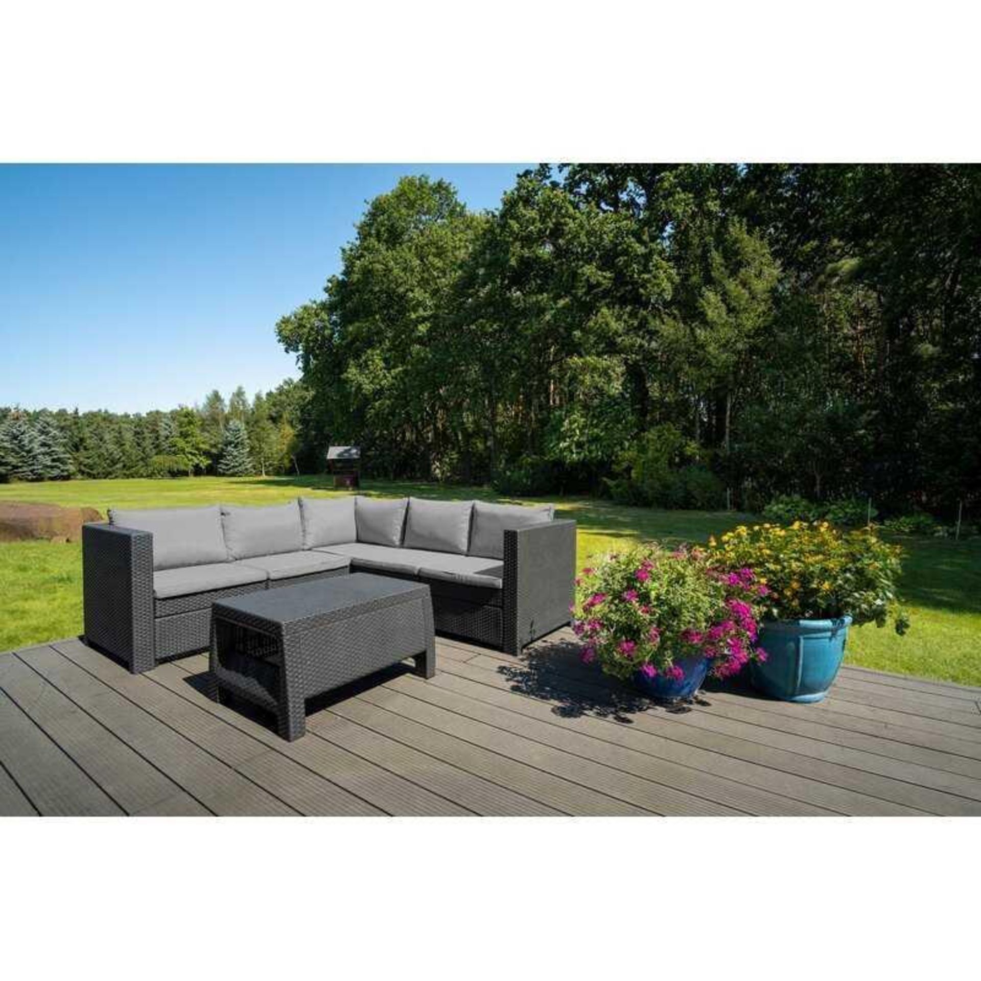 RRP £760 Lot To Contain 1 X Patio Furniture, With Stool Missing