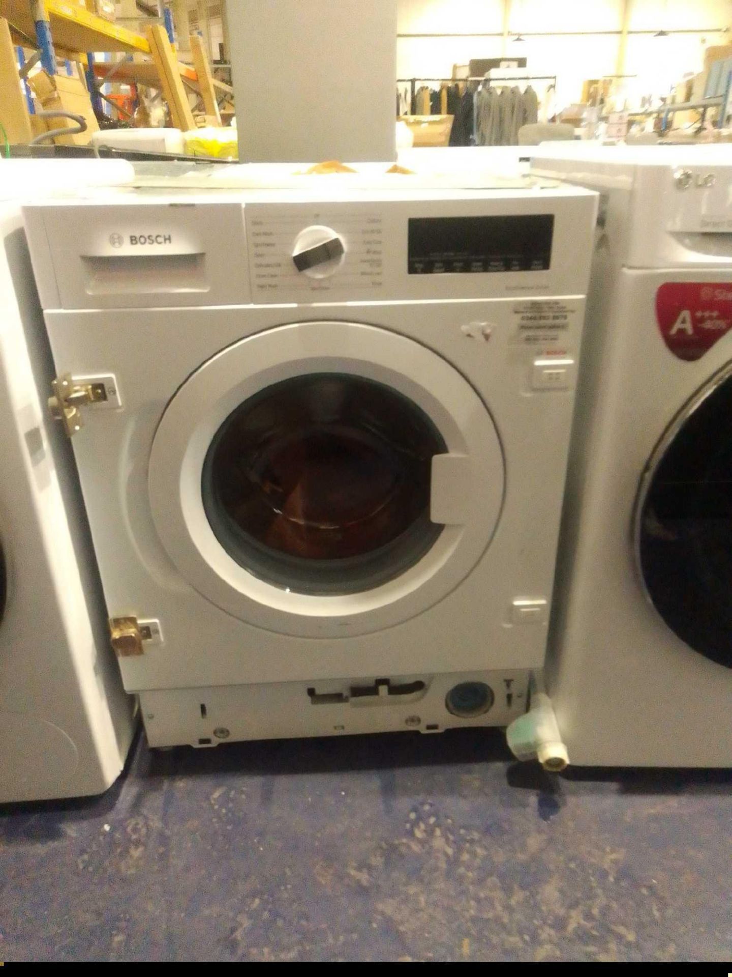 (Dd) RRP £830 Lot To Contain 1 Bosch Serie 8 Wiw28501Gb Integrated 8Kg Washing Machine With 1400 Rpm - Image 2 of 2