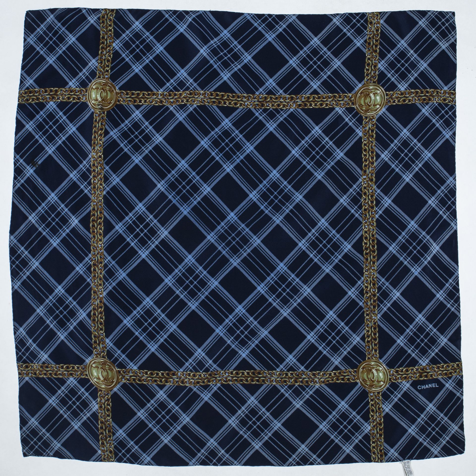 RRP £680.00 Lot To Contain 1 Chanel Silk Rope Scarf In Navy/Blue - 90*90cm - AB - AAS5679  ( - Image 2 of 2