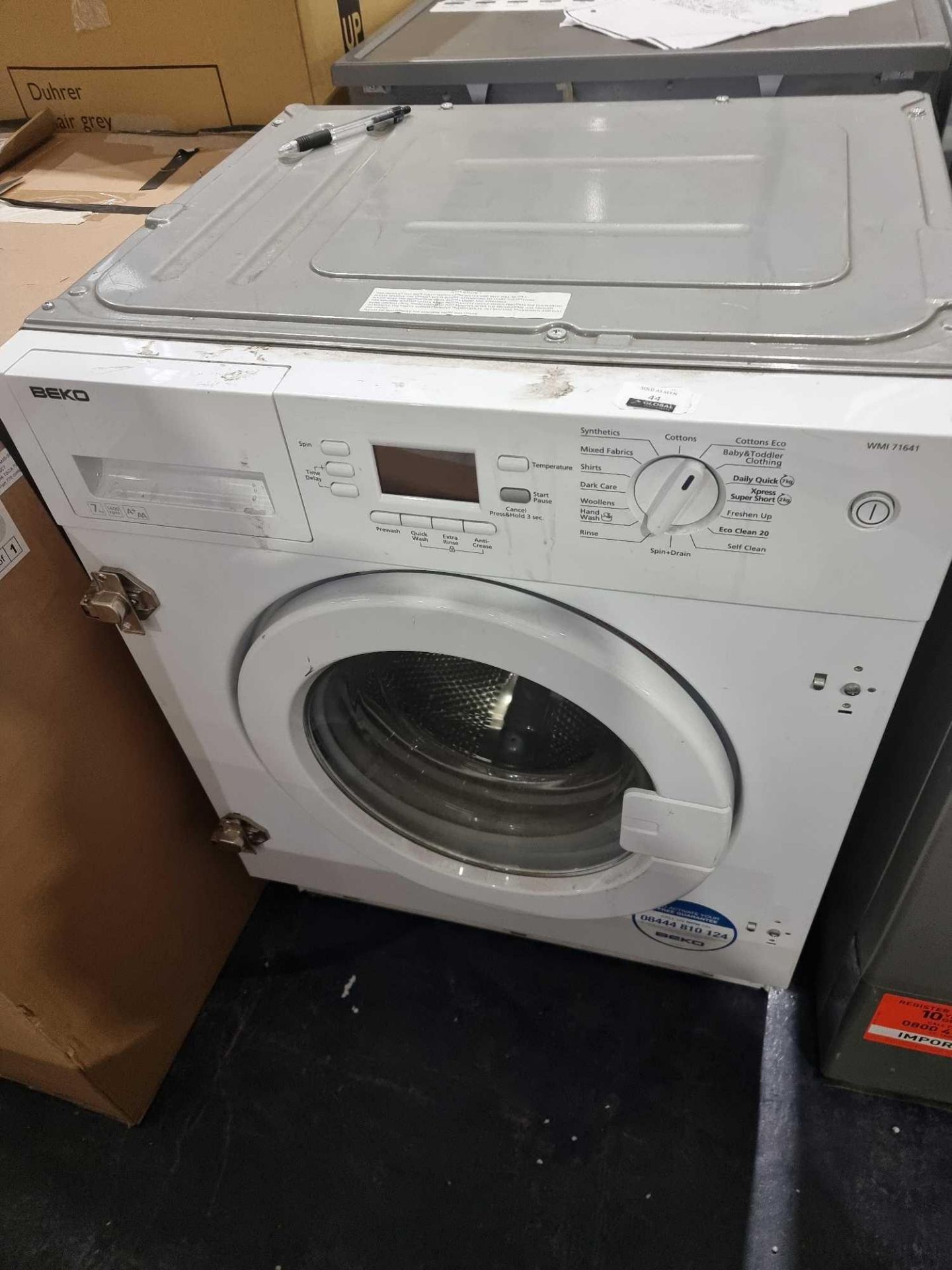 (JM) RRP £380 Lot To Contain 1 x Beko Integrated 7kg Washing Machine model WMI71641 - Image 3 of 4