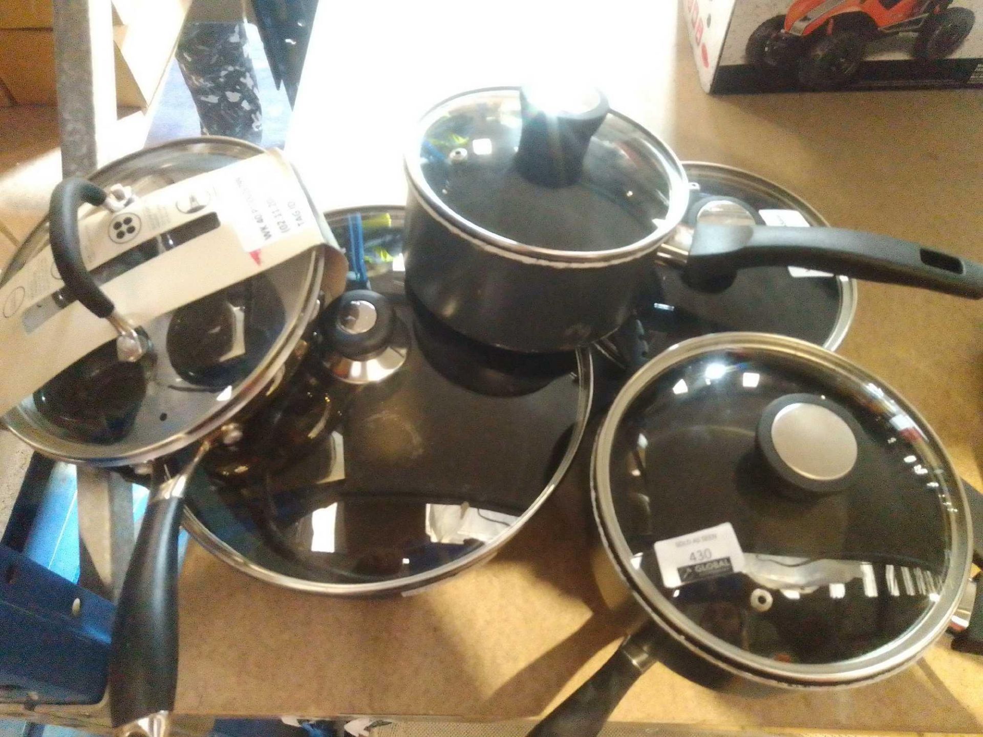 (SP) RRP £250 LOT TO CONTAIN 6X UNBOXED COOKING POTS WITH LIDS