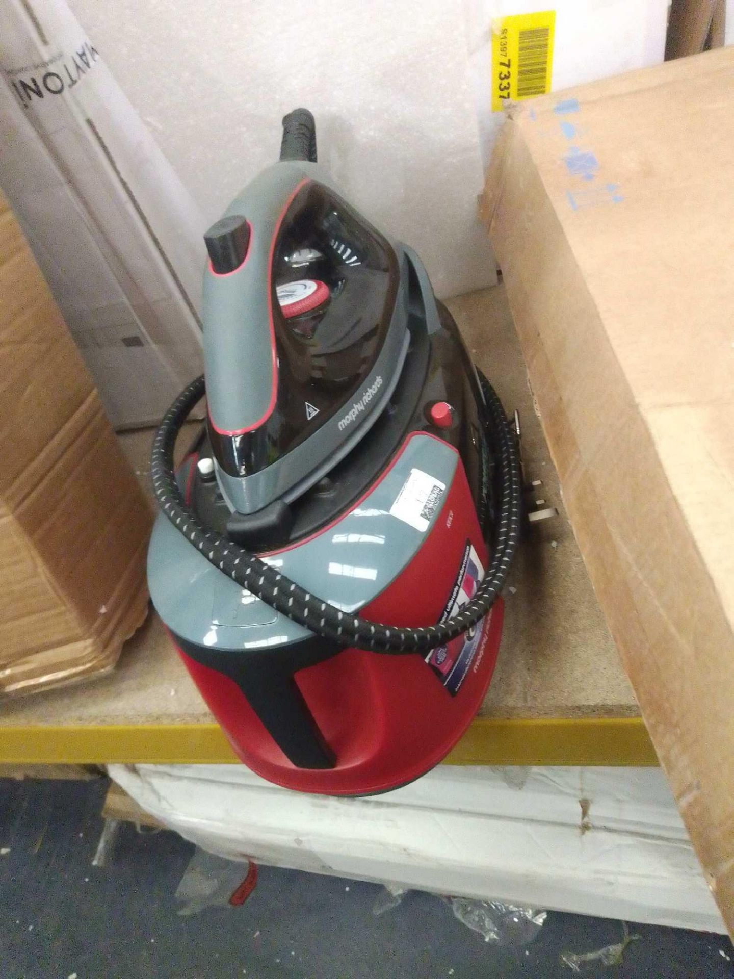 (Dd) RRP £250 Lot To Contain 1 ( X 1 Morphy Richards Steam Generator With Autoclean - Image 2 of 2