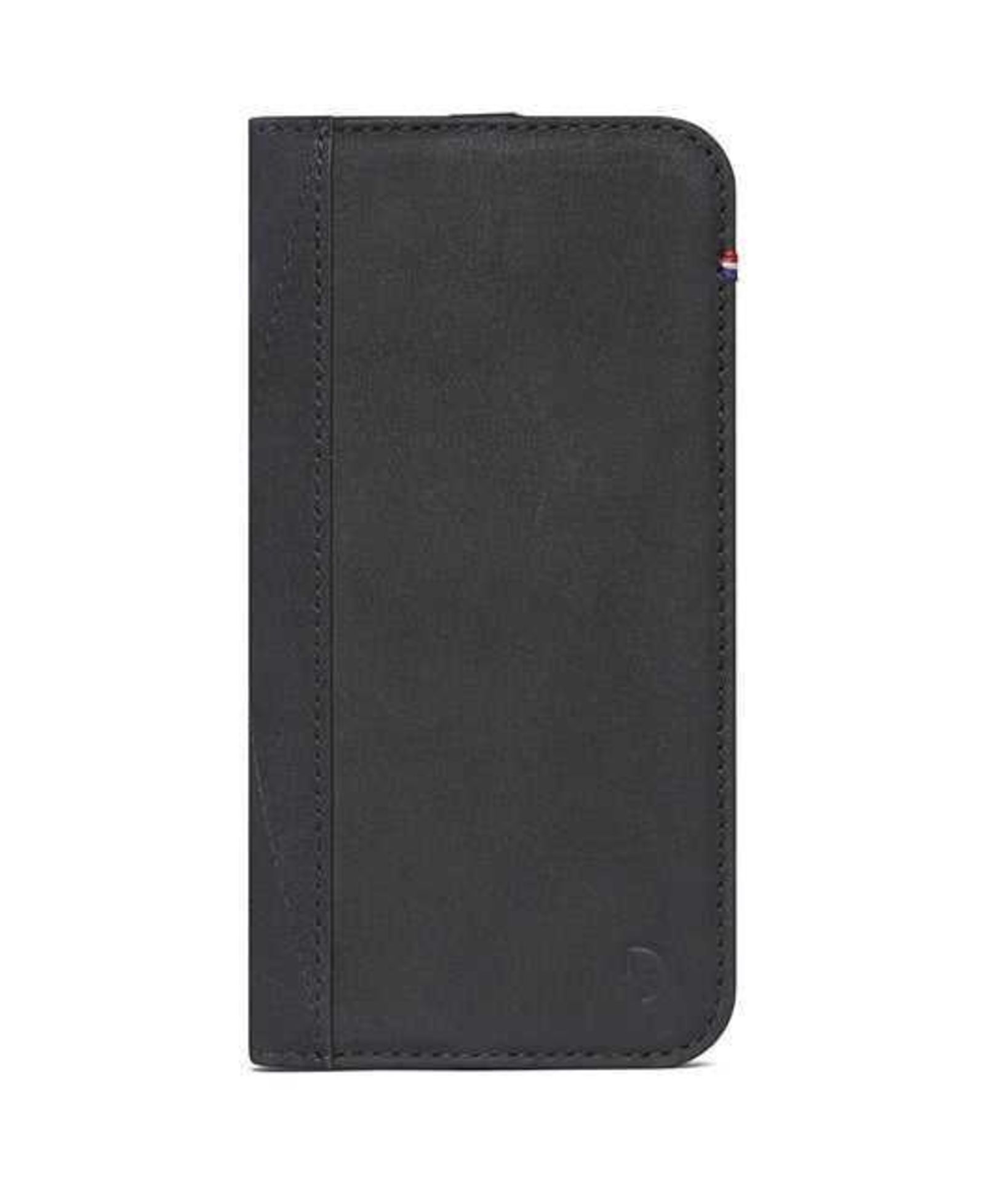 Kc) RRP £500 Lot To Contain X8 Decoded Items-(X1- Decoded Leather Foldable iPad Sleeve)(X7- Decoded