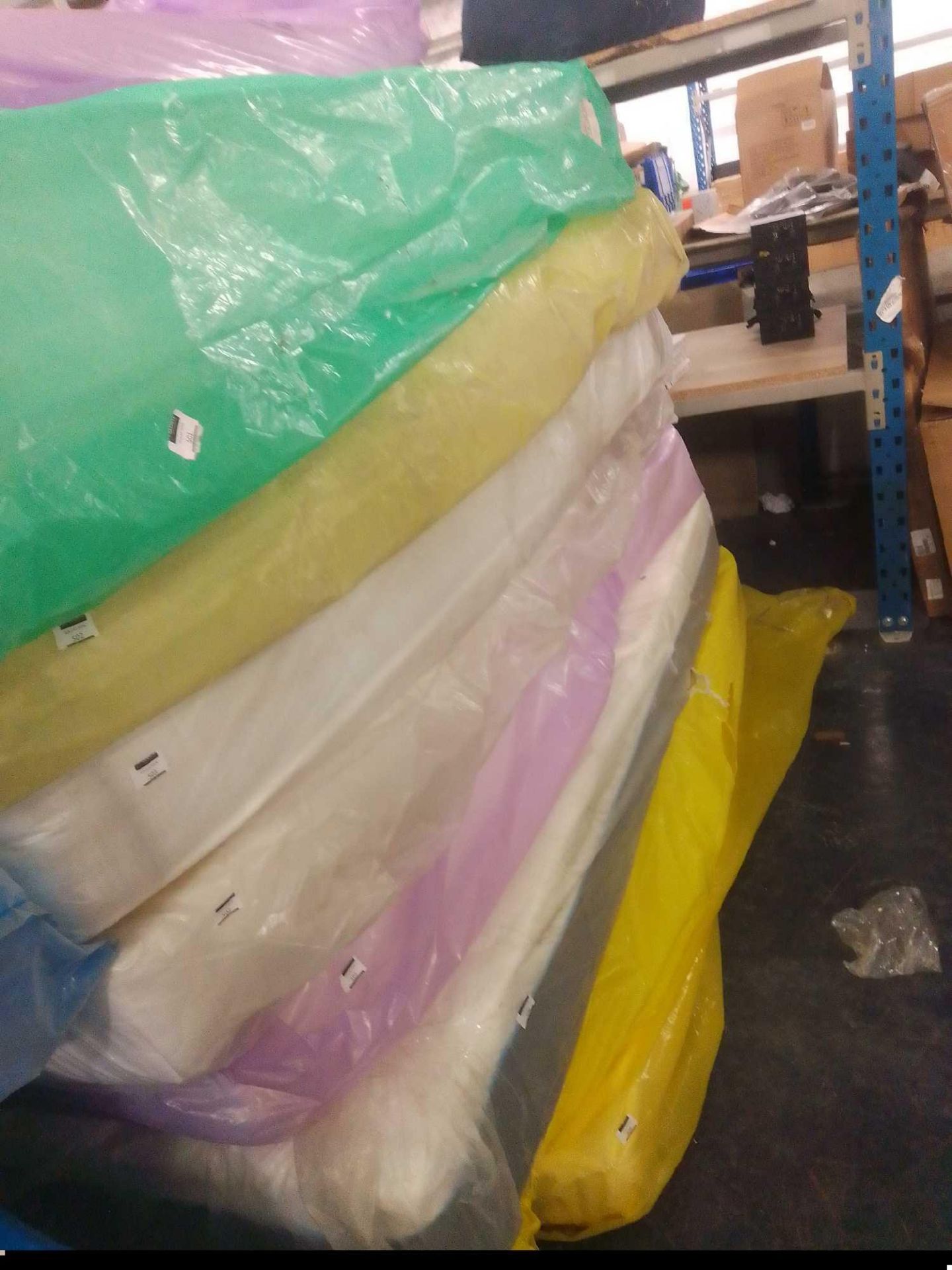 (Dd) RRP £150 Lot To Contain X 1 Medium Mattress Re Bagged