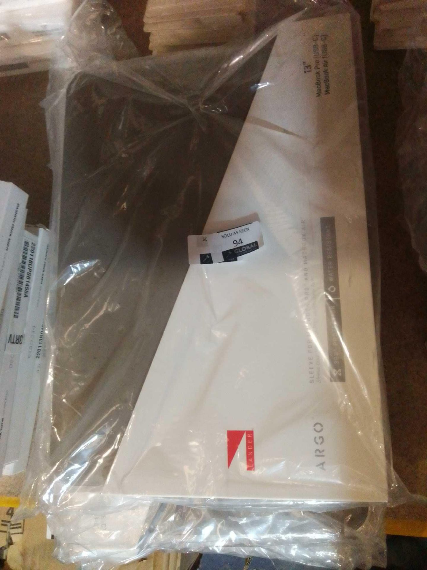 (Dd) RRP £240 Lot To Contain X 4 Argo Sleeves For MacBook - Image 2 of 2