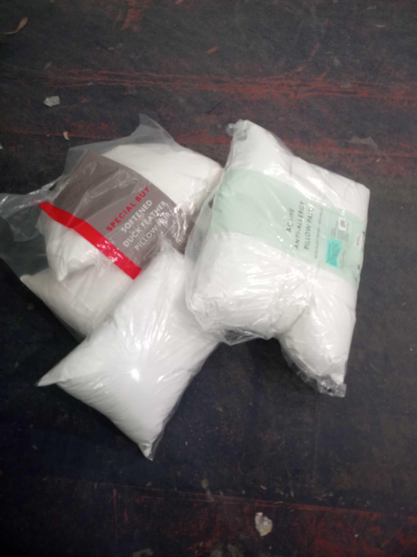 Sr RRP £130 3 Bagged Pillows (Lot To Contain X1 John Lewis And Partners Small White Pillow 64912511 - Image 4 of 4