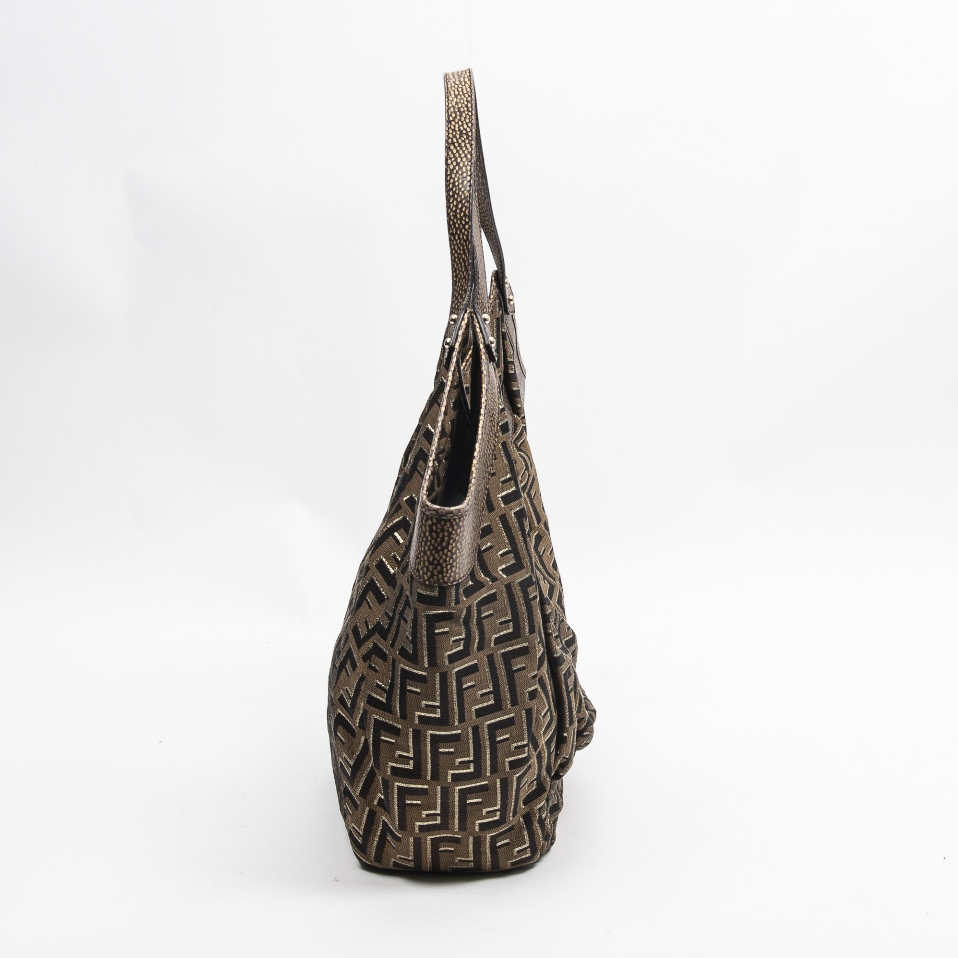 RRP £1,450.00 Lot To Contain 1 Fendi Canvas Large Surf Tote Shoulder Bag In Brown - 35*30*13cm - A - - Image 4 of 4