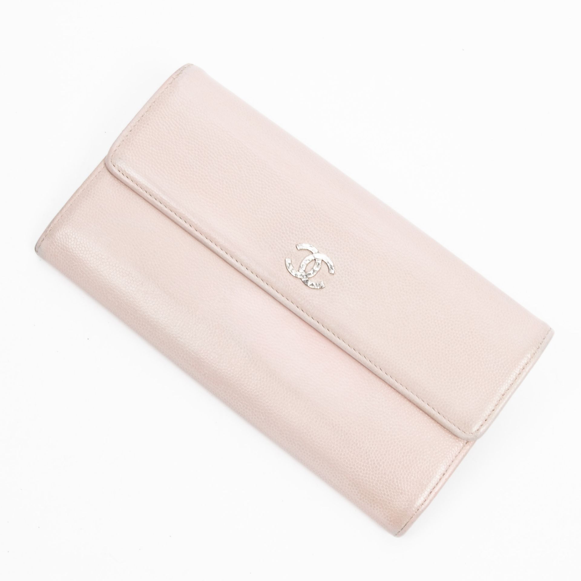 RRP £775.00 Lot To Contain 1 Chanel Calf Leather Continental Wallet In Pink - 19*9*2cm - AB -