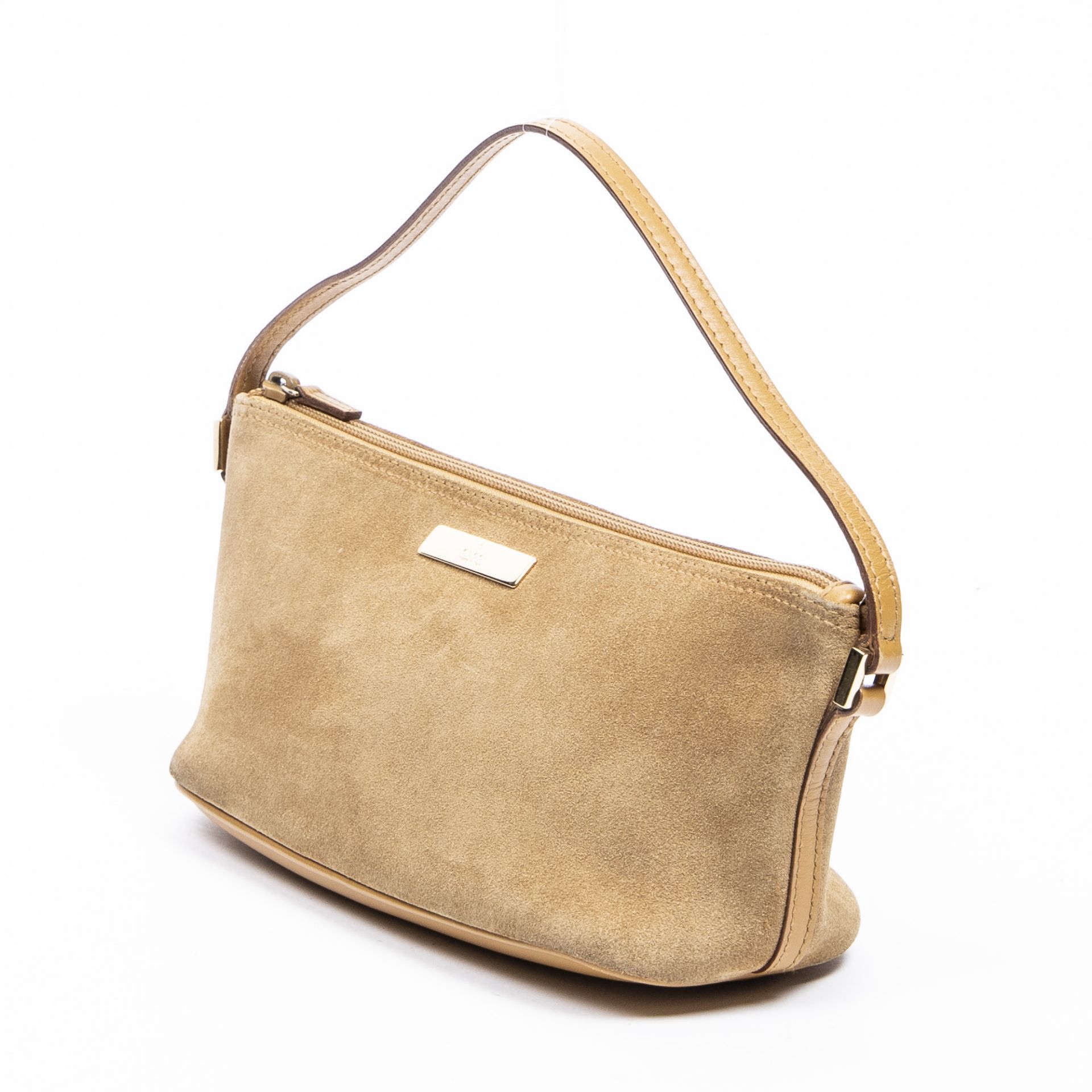 RRP £1,000.00 Lot To Contain 1 Gucci Calf Leather Accessory Boat Pouch In Tan - 22-27*10,5*9cm - A - - Image 2 of 4