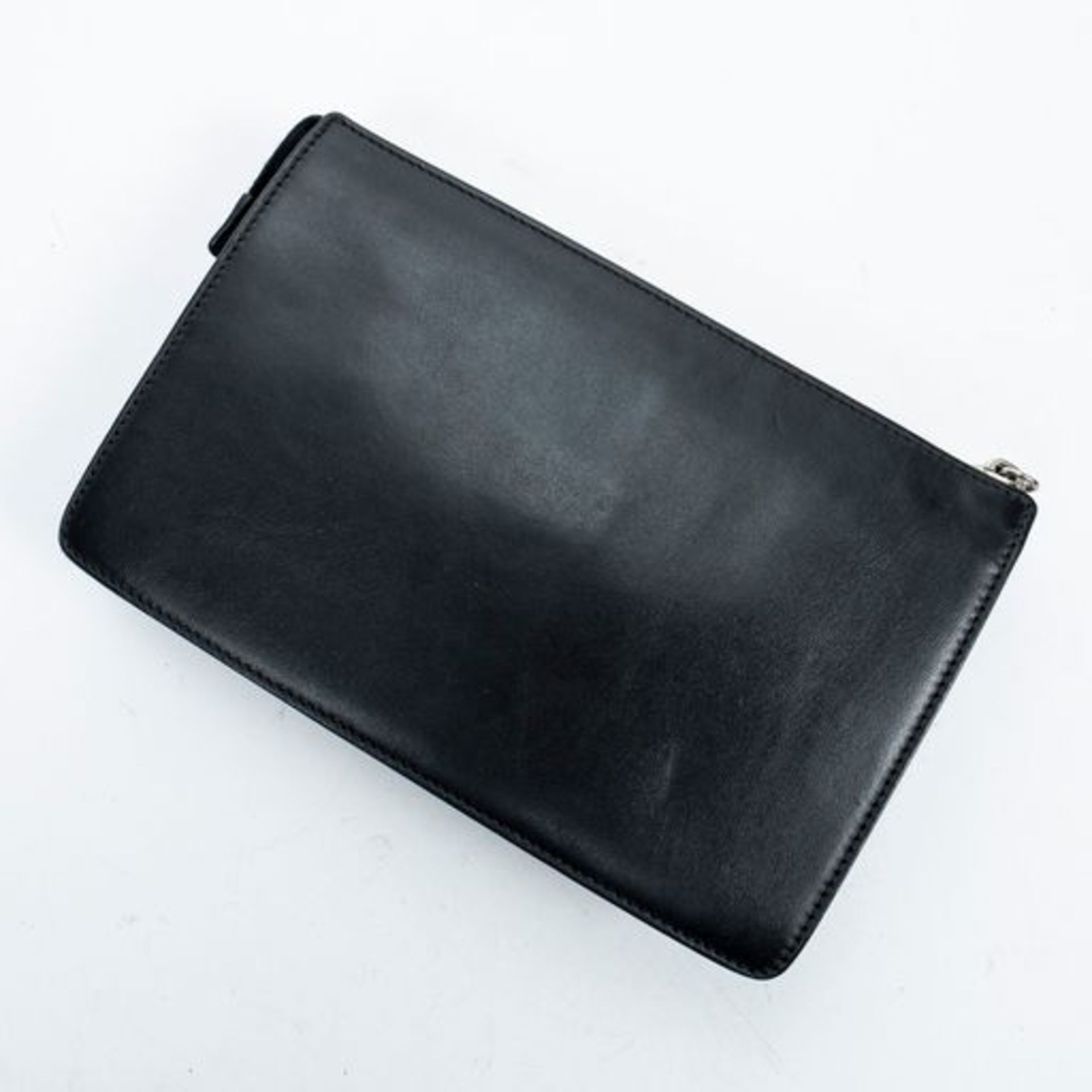 RRP £820.00 Lot To Contain 1 Fendi Calf Leather Think Fendi Clutch Handbag In Black - 23.5*14.5* - Image 2 of 3