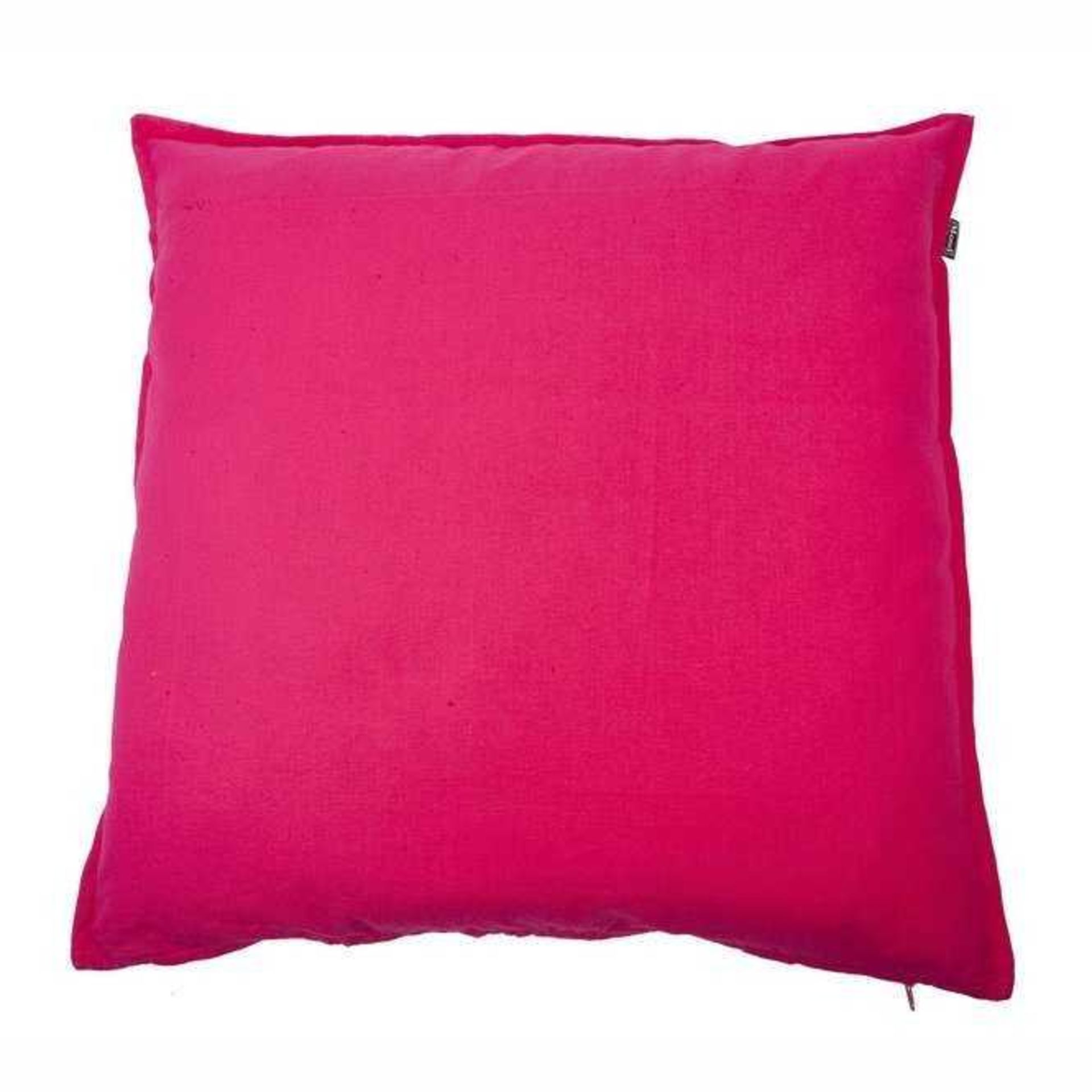 RRP £140 Lot To Contain 4X Bagged Sealed Kissen In The Mood Tivoli Fuchsia (65 X 65 Cm) (Aj)