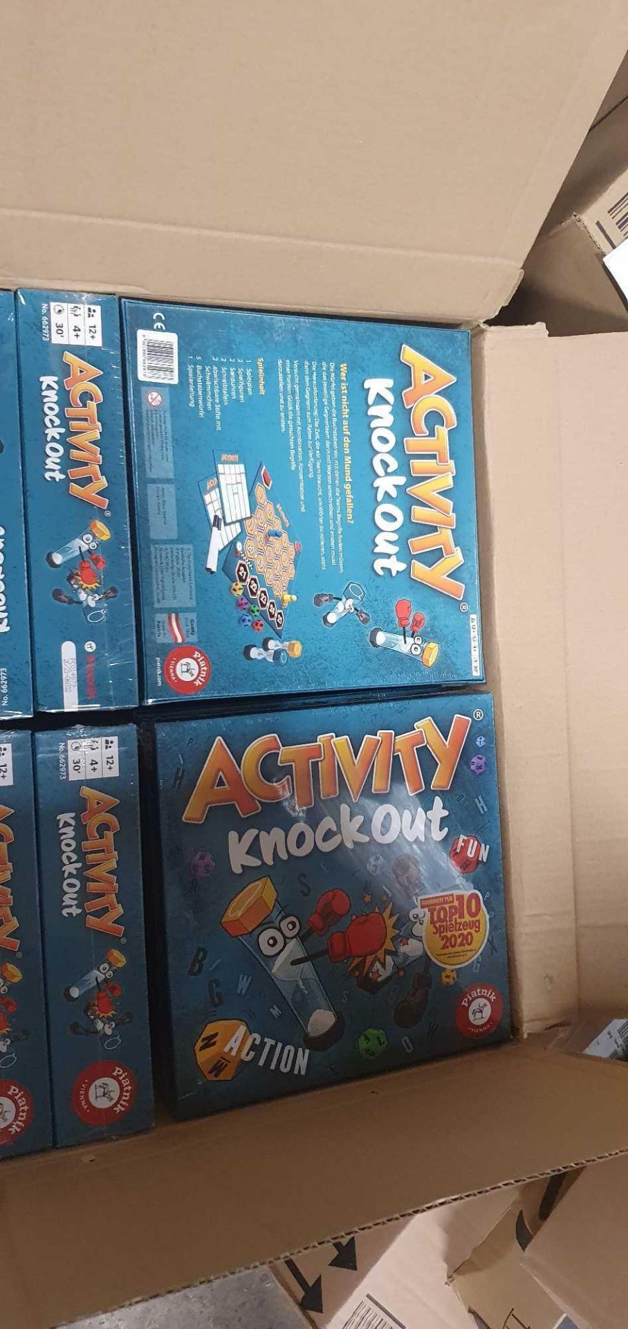 RRP £385 Brand New And Sealed (14 Items) Piatnik Vienna 662973 Activity Knock Out - Image 2 of 2