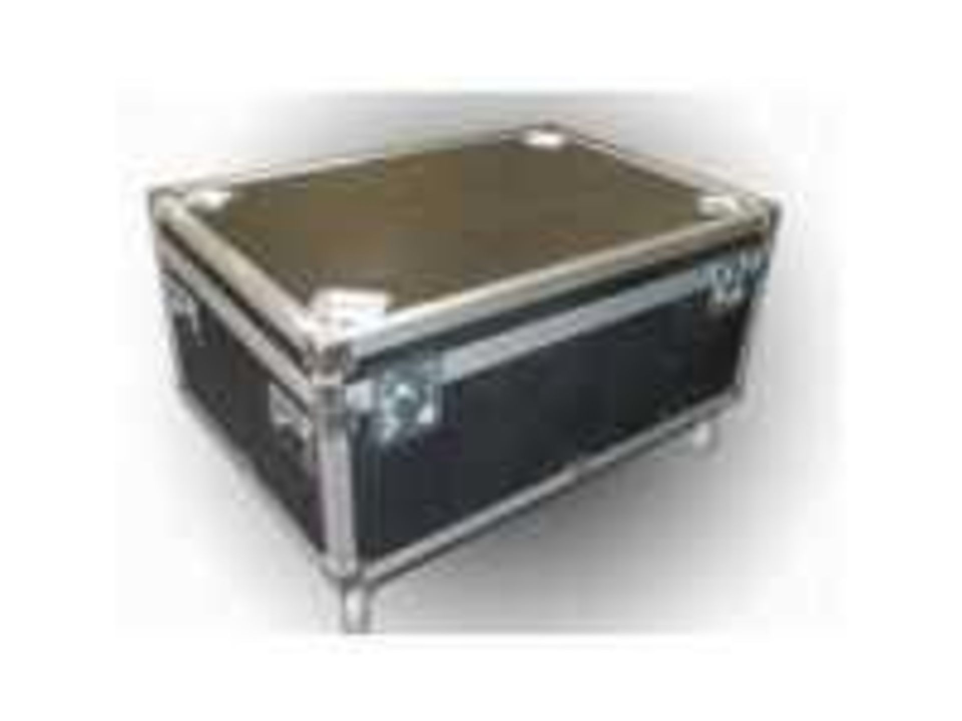 RRP £250 Lot To Contain 1X Boxed Nec Flight Case For Projector Nec (Aj)