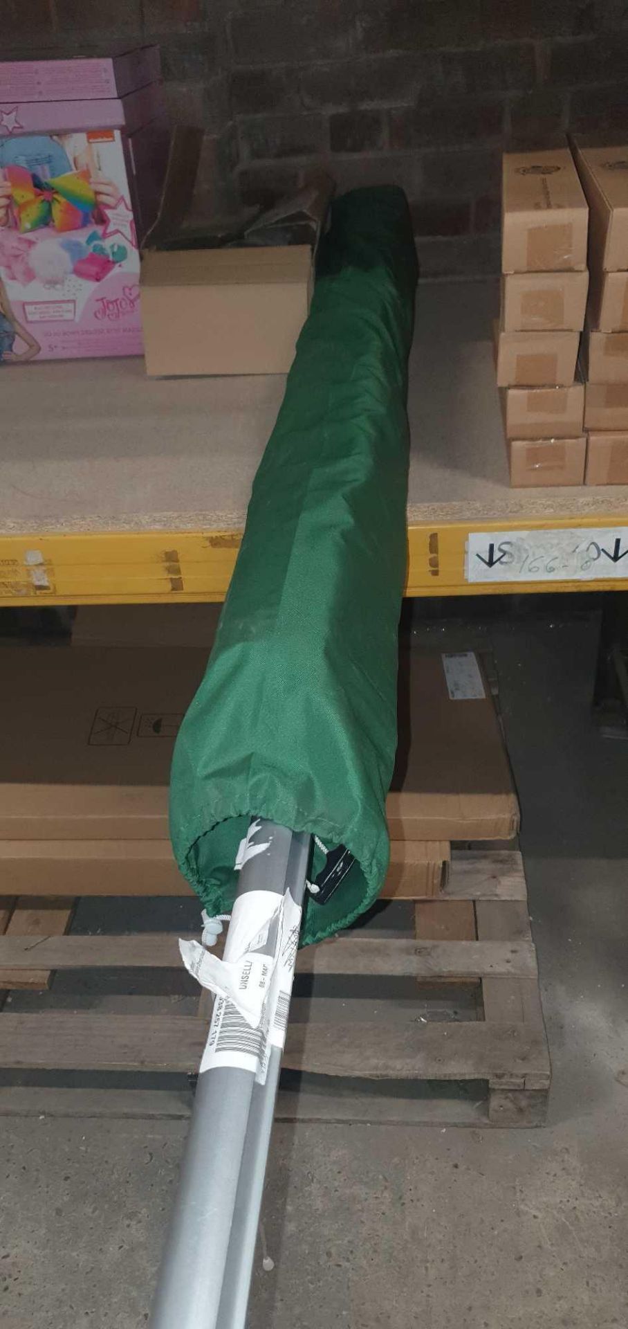 RRP £190 Lot To Contain 1X Unboxed Leifheit Rotary Dryer Linolift 600 60M (Aj) (Lpn038257179) - Image 2 of 2