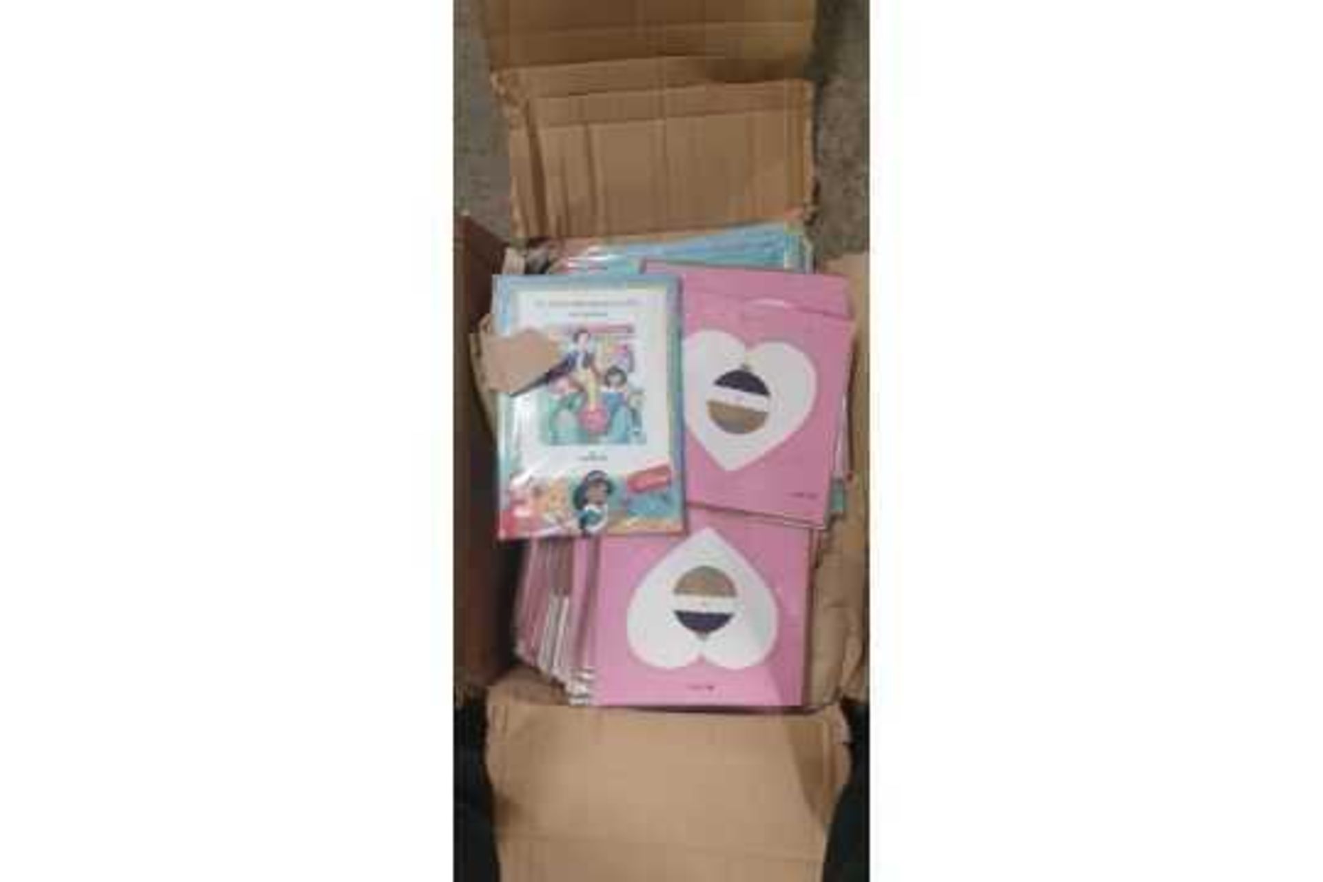 RRP £1000 BRAND NEW AND SEALED (348 Items) 54 x Christmas Card for Granddaughter from Hallmark - Pop - Image 4 of 6