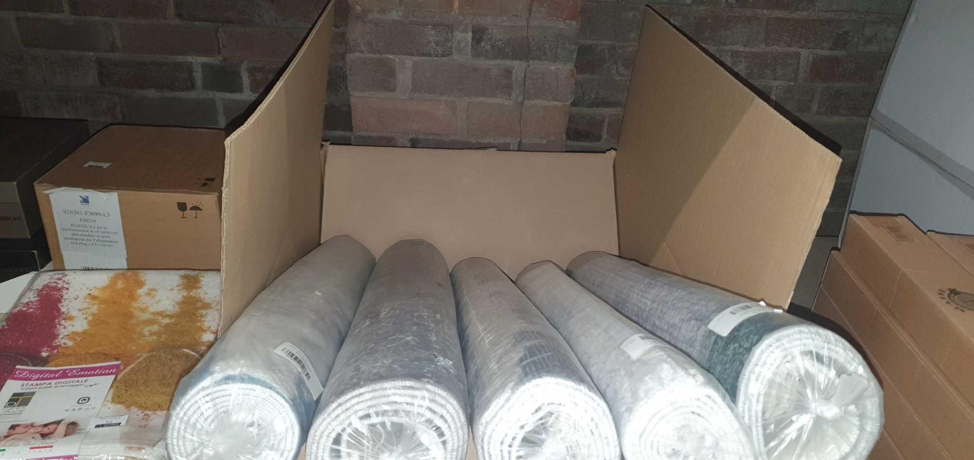RRP £150 Lot To Contain 1X Box Containing 5X Bagged Sealed Bonamaison Area Rug, Carpet, (Aj) (B09376 - Image 2 of 3