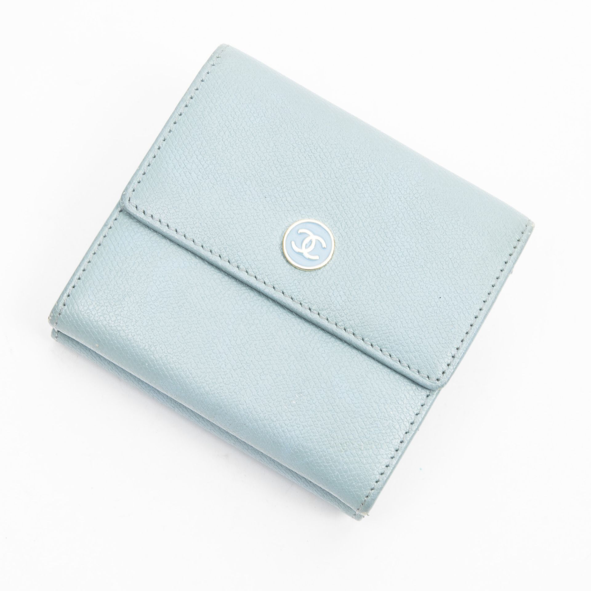 RRP £825.00 Lot To Contain 1 Chanel Calf Leather CC Button Bifold Compact Wallet In Light Blue -