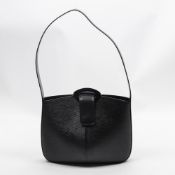 RRP £1,000.00 Lot To Contain 1 Louis Vuitton Calf Leather Reverie Shoulder Bag In Black - 28*20*