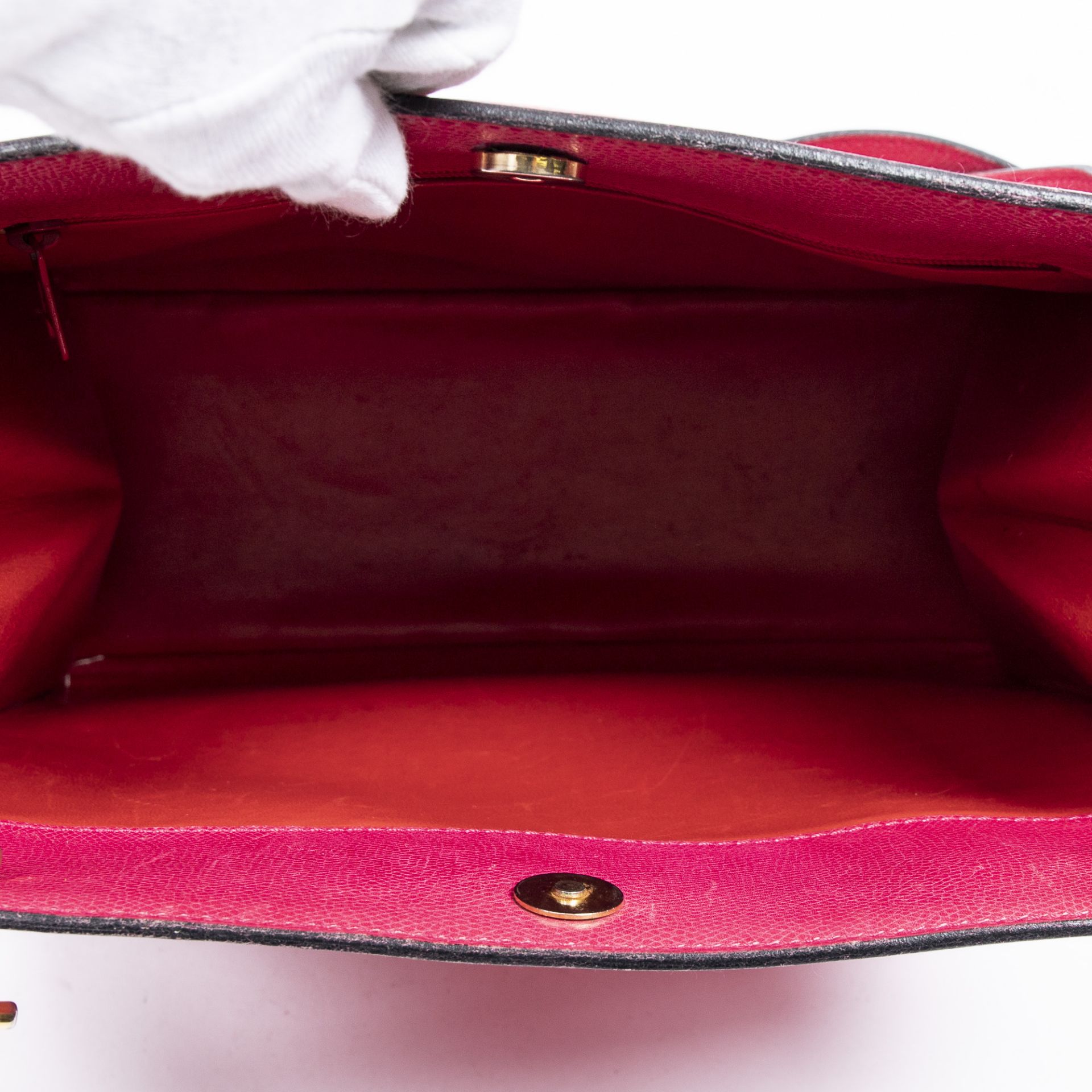 RRP £700 A Pink Celine Vintage Chain Shoulder Bag Calf Leather Grained Leather 27*27*10cm 27*27*10cm - Image 7 of 10